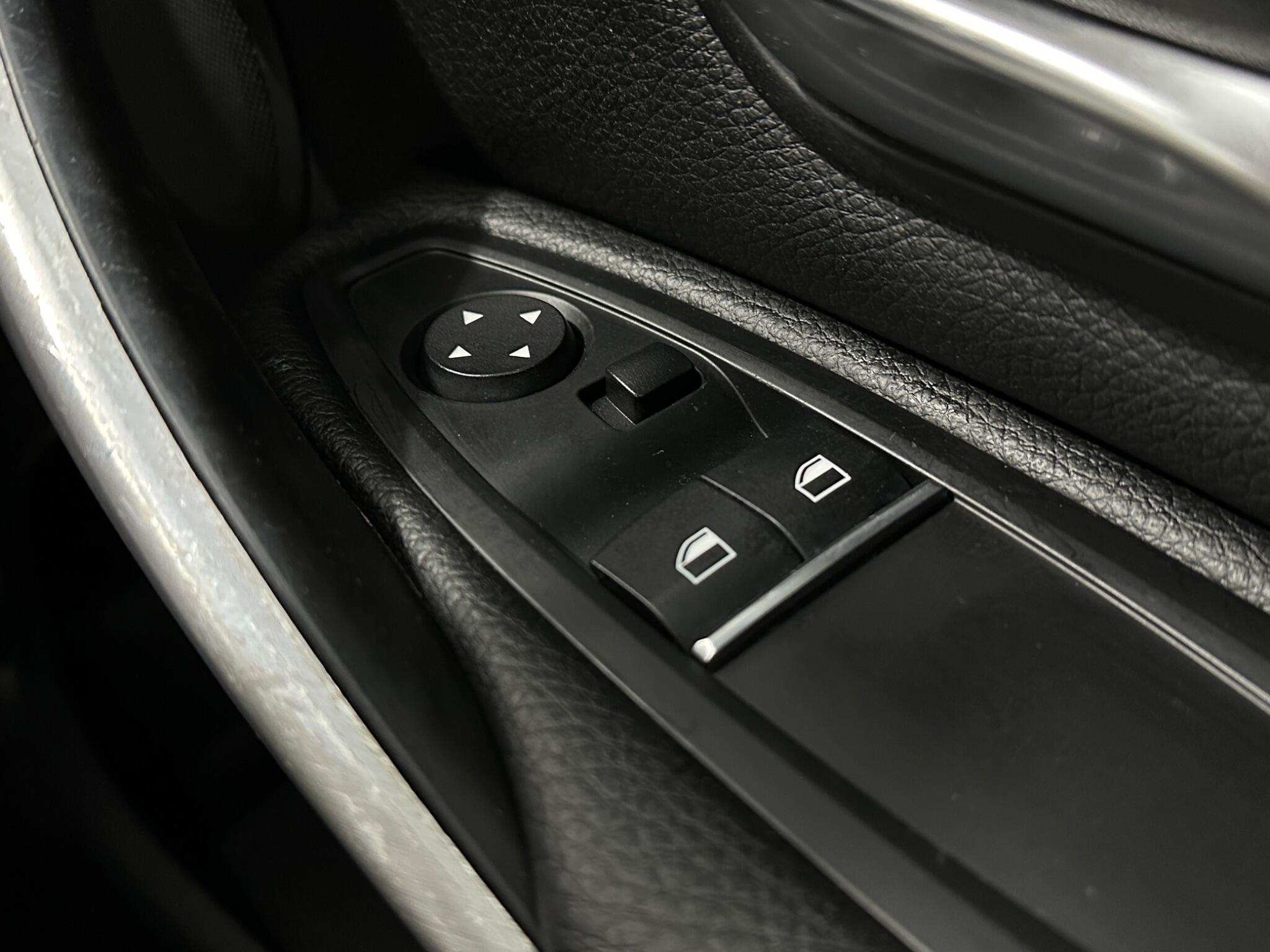 BMW 4 Series view 19