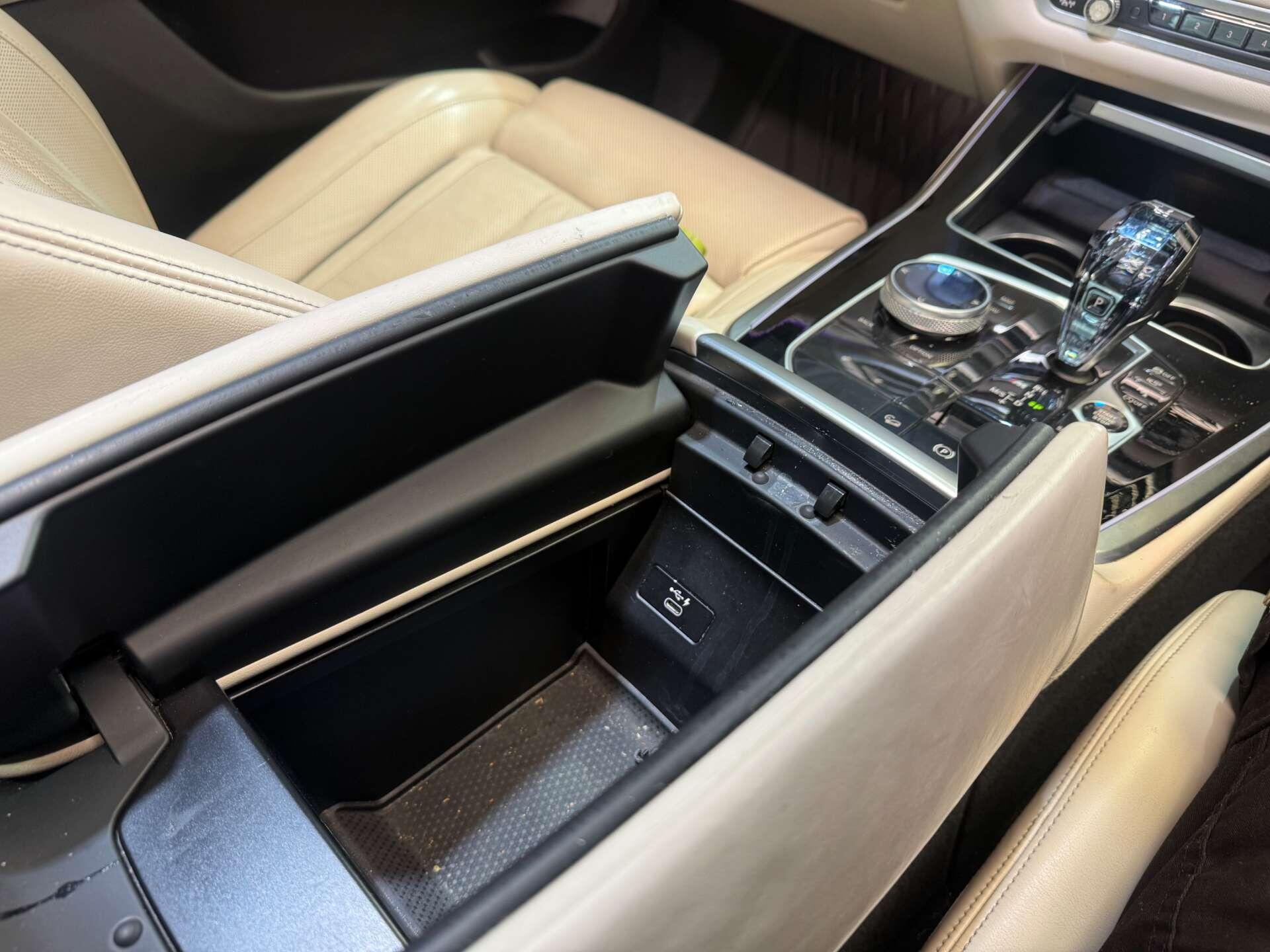 BMW X5 view 64