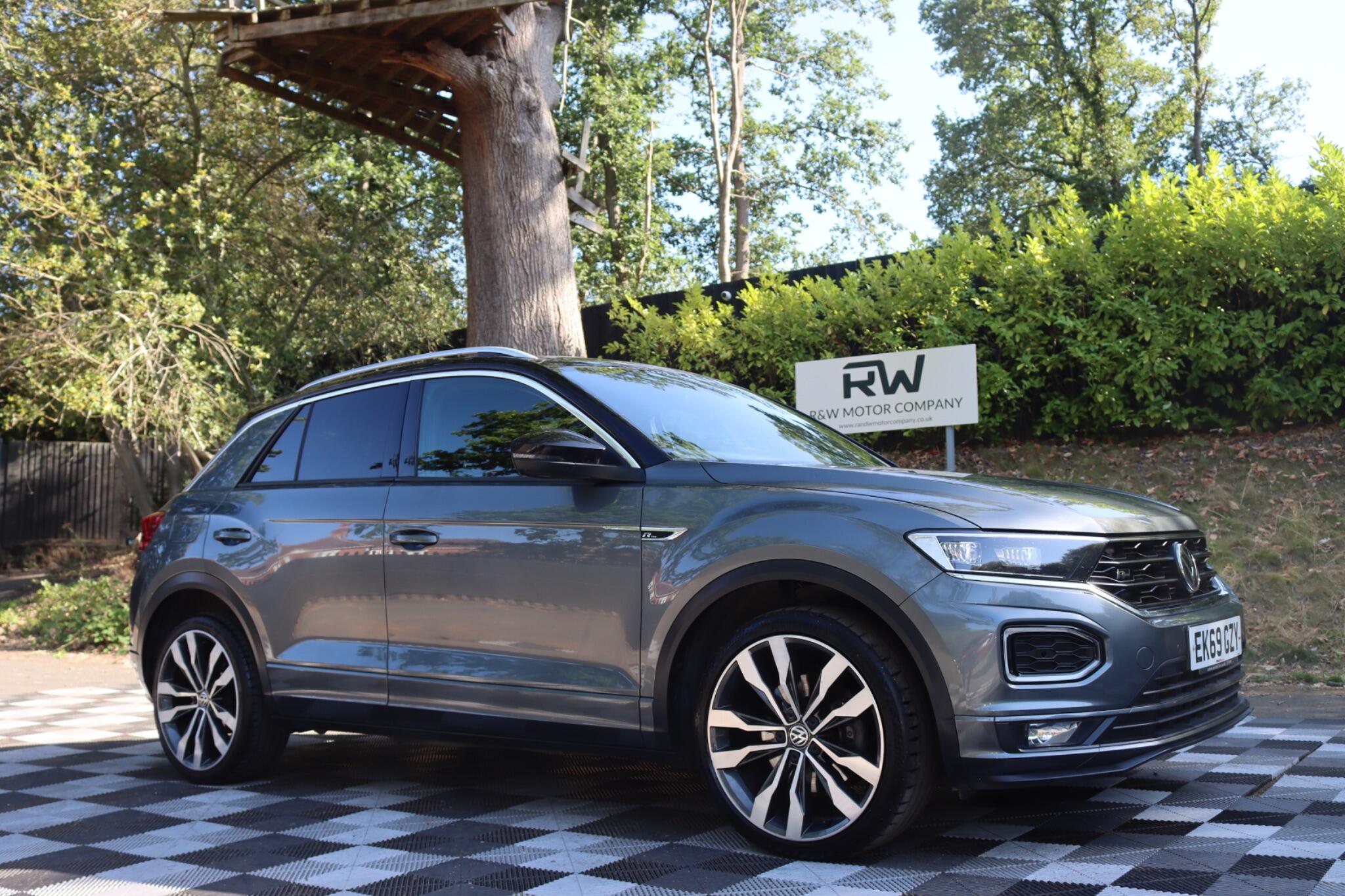 Volkswagen T-Roc view 19