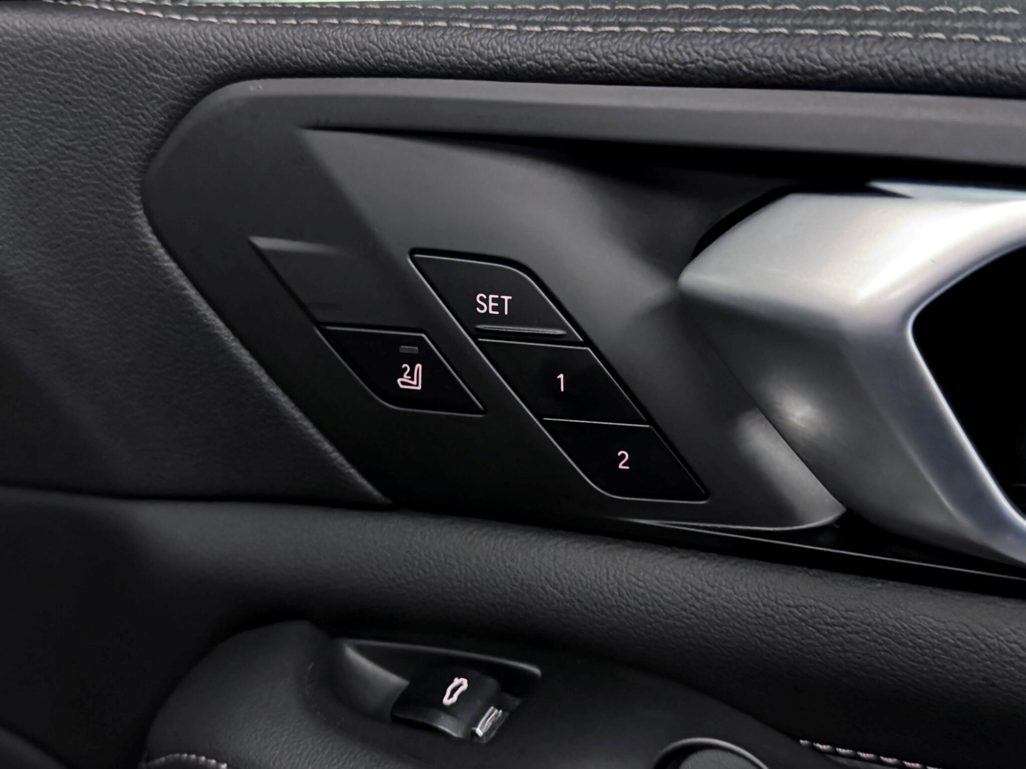 BMW X5 view 34