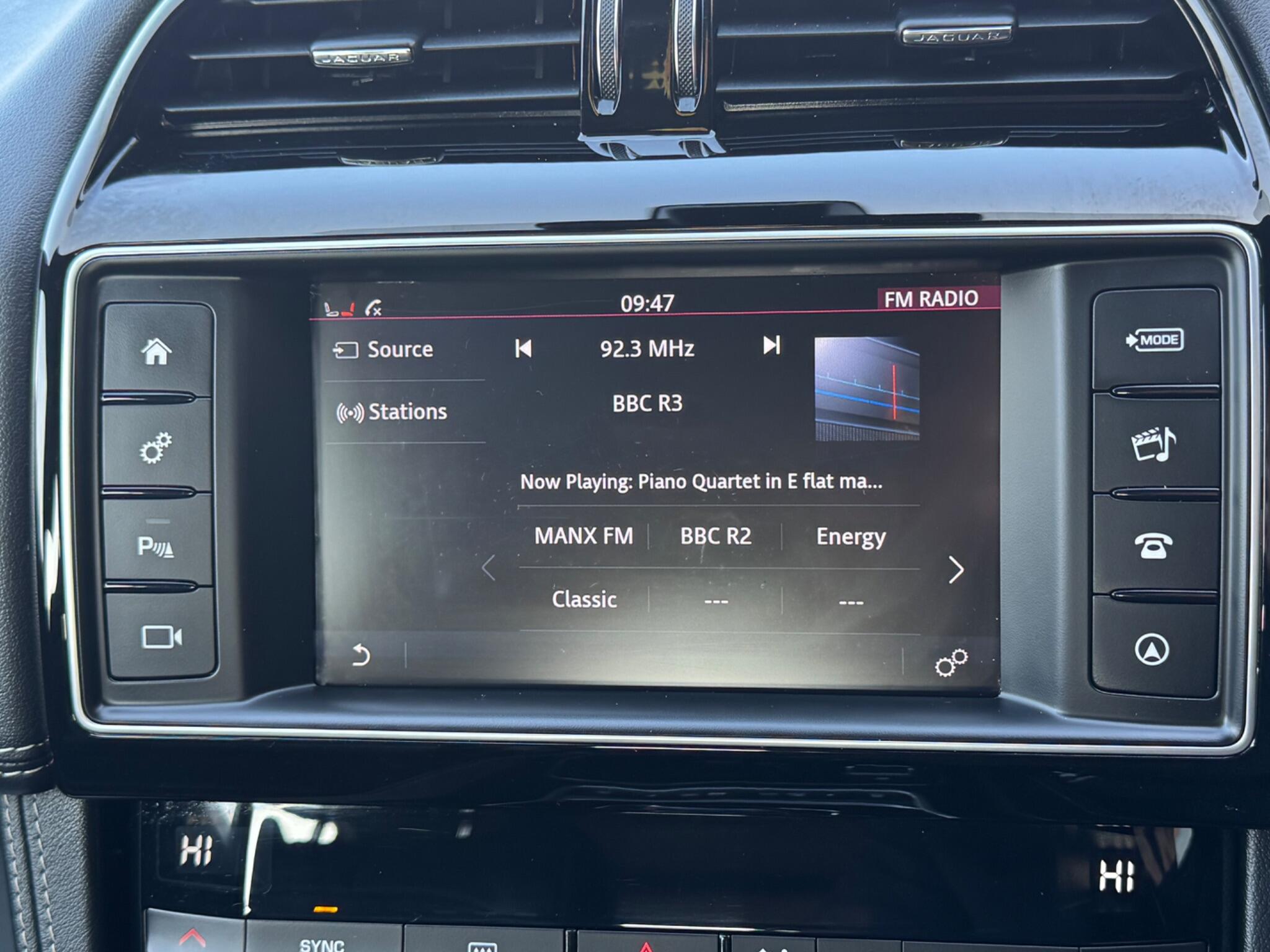 Jaguar F-Pace view 29