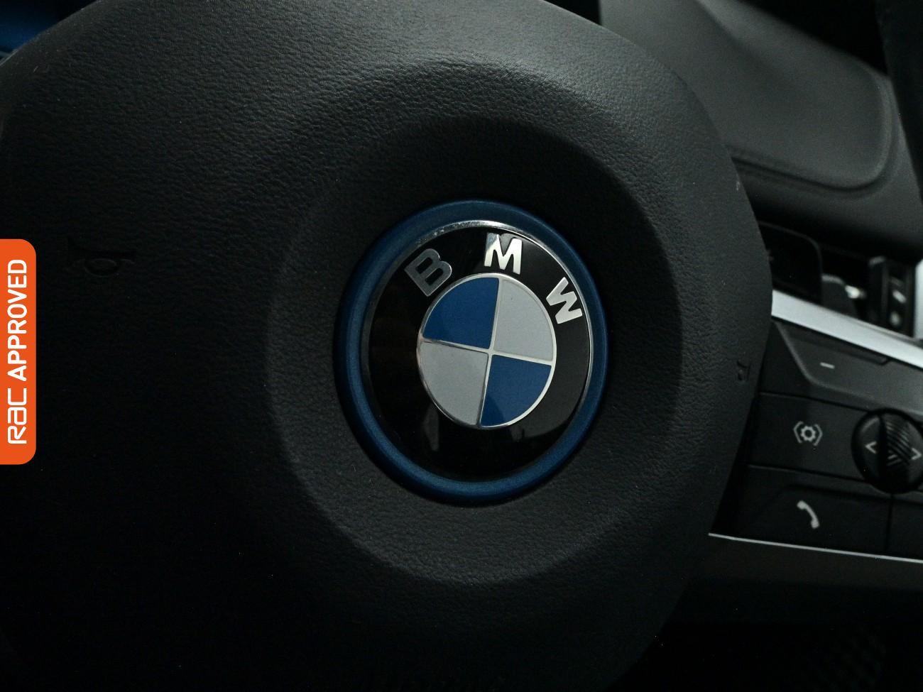 BMW 2 Series view 24