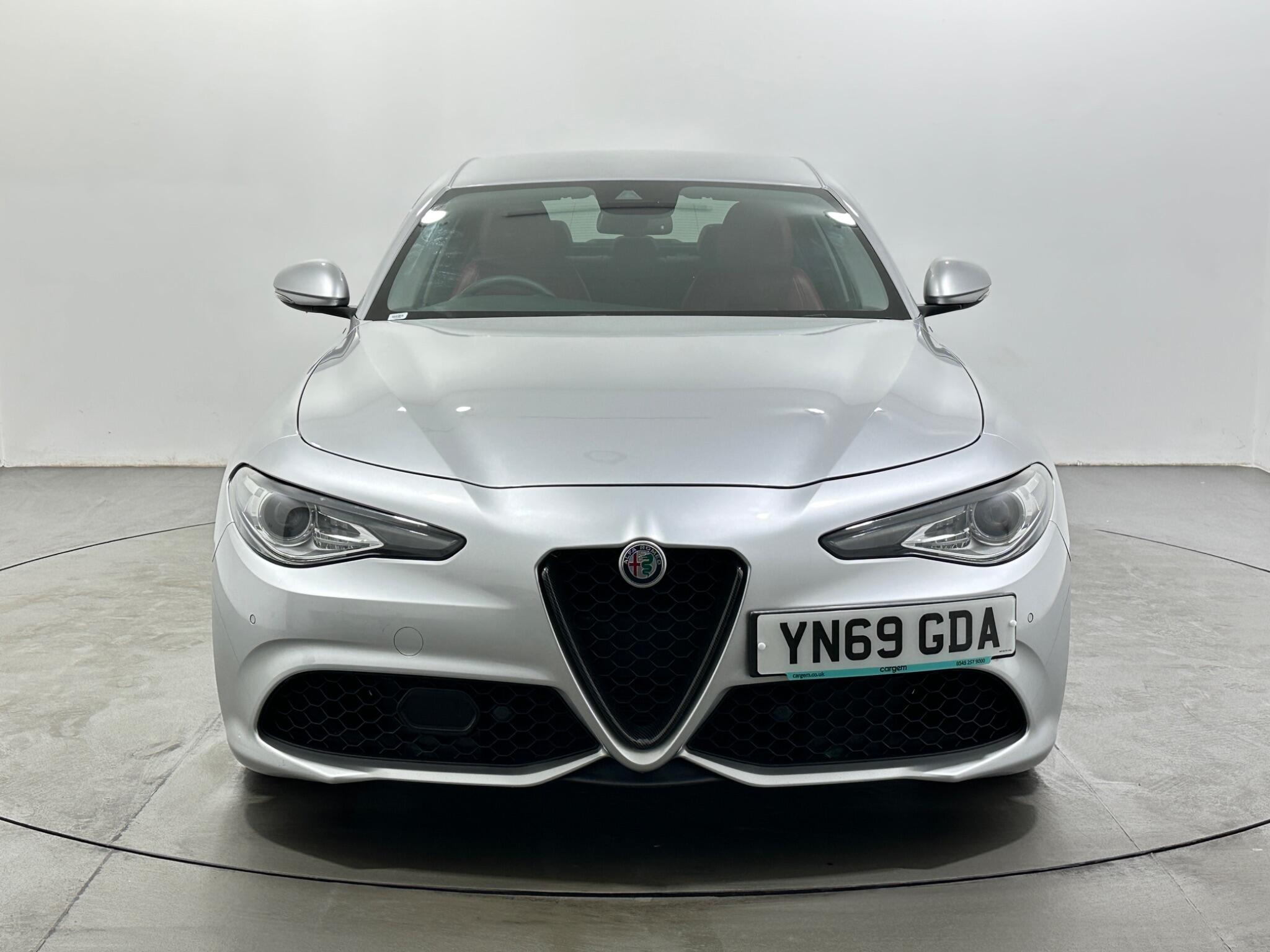 Alfa Romeo Giulia view 3