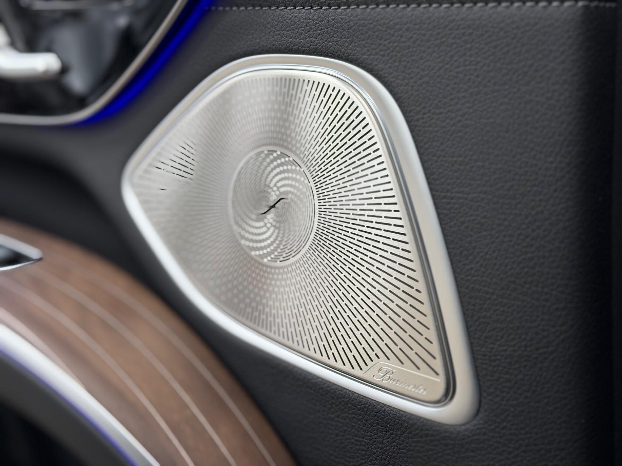 Mercedes-Benz Eqs view 33