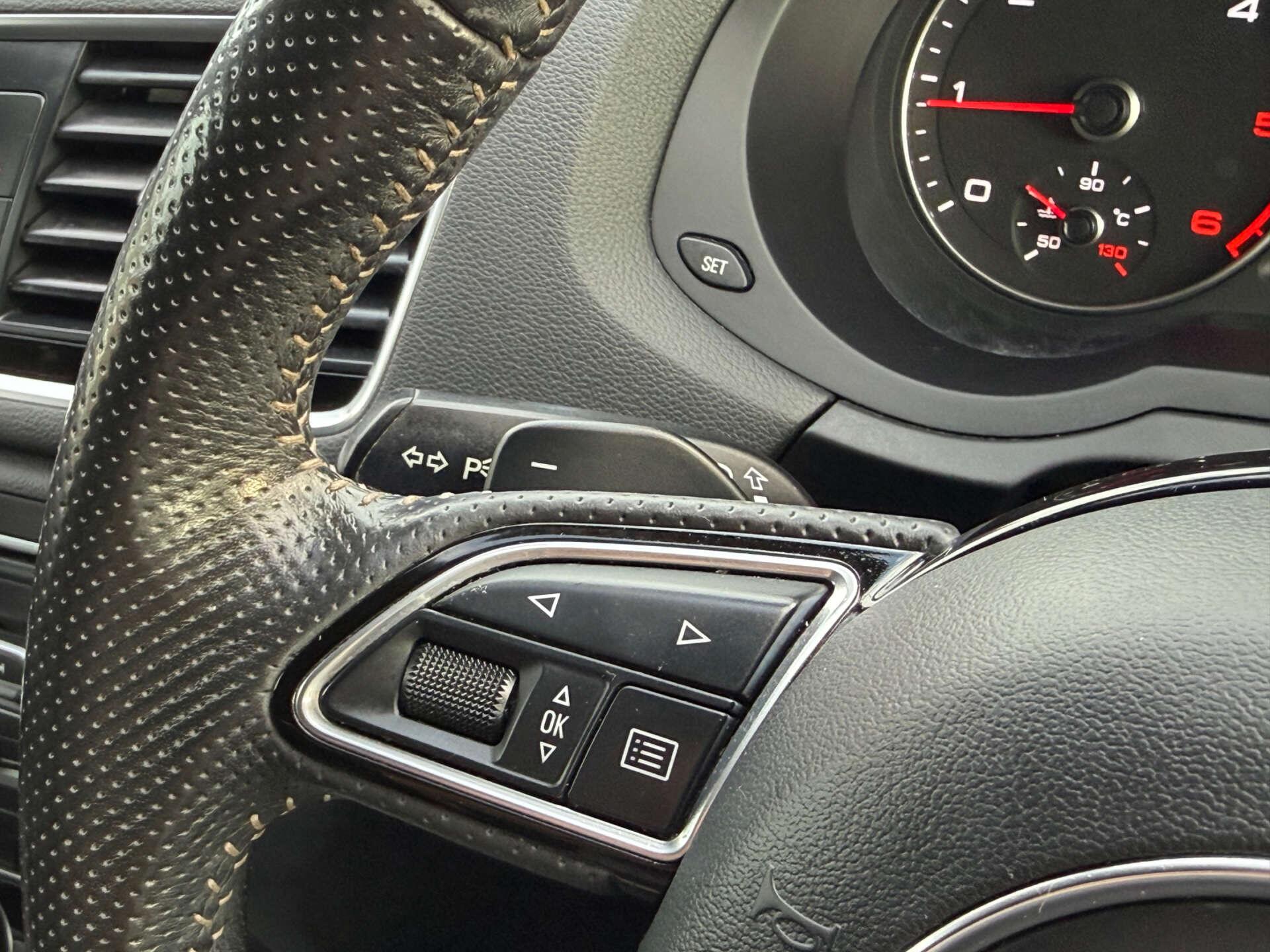 Audi Q3 view 53