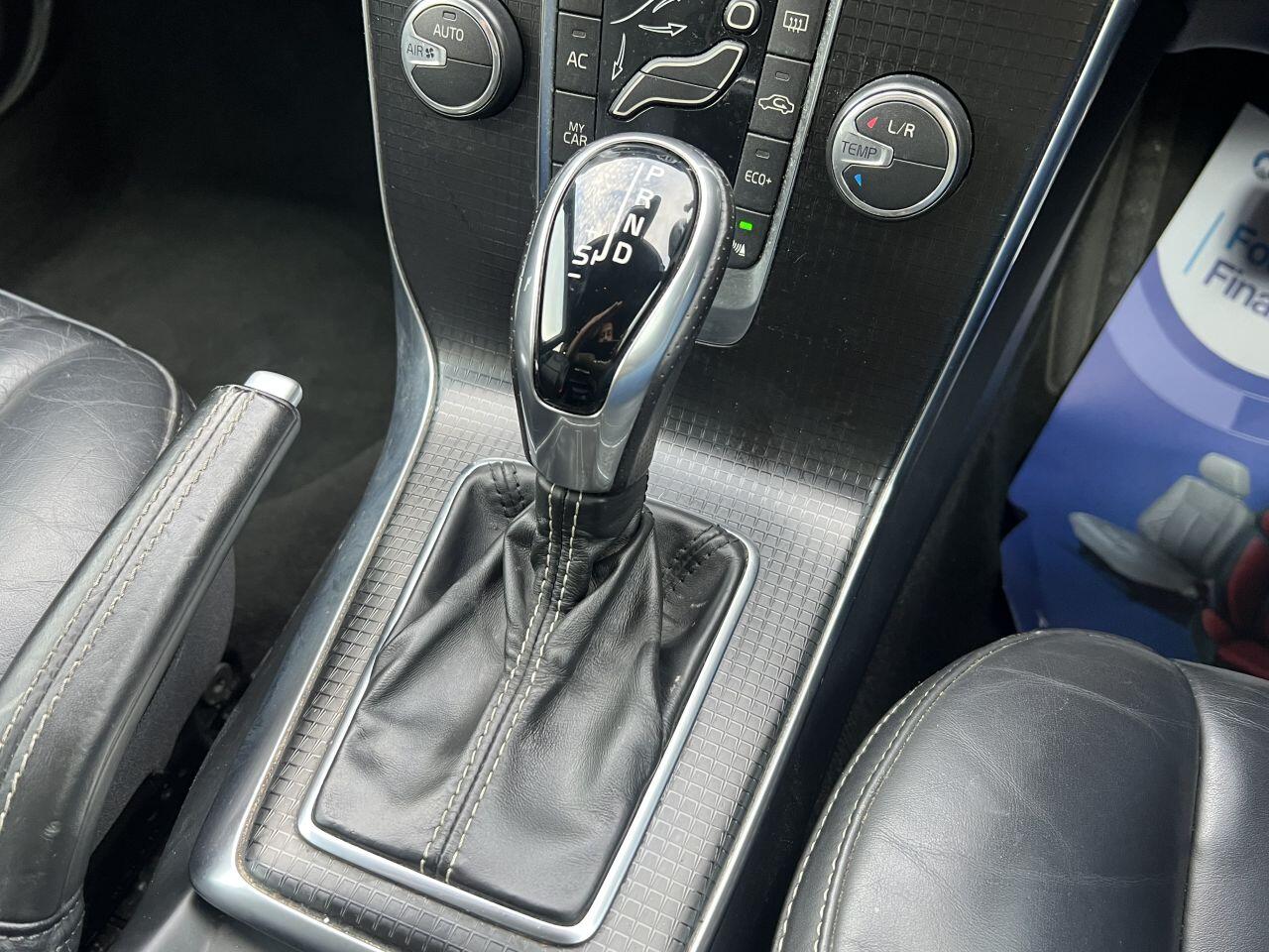 Volvo V40 view 32