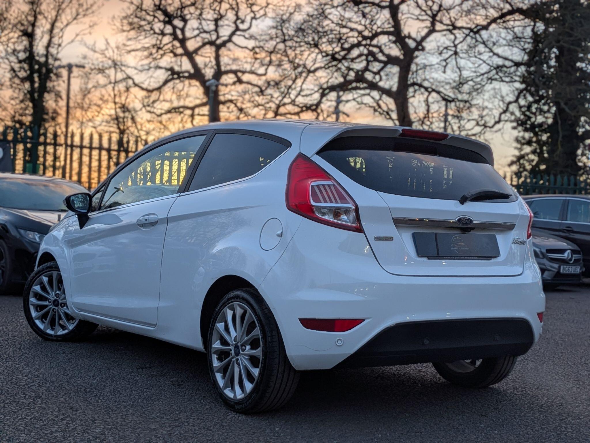 Ford Fiesta view 8