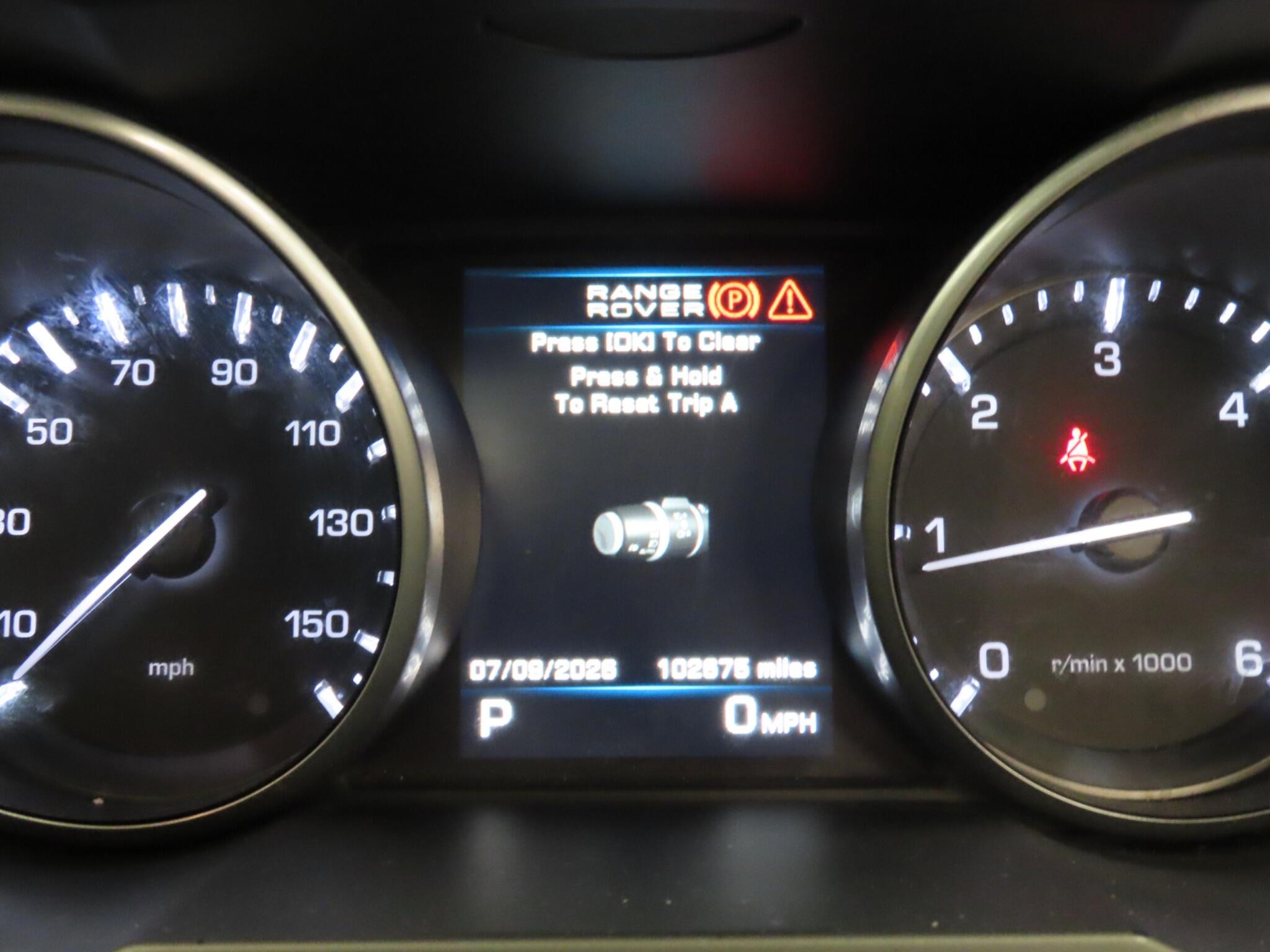 Land Rover Range Rover Evoque view 10