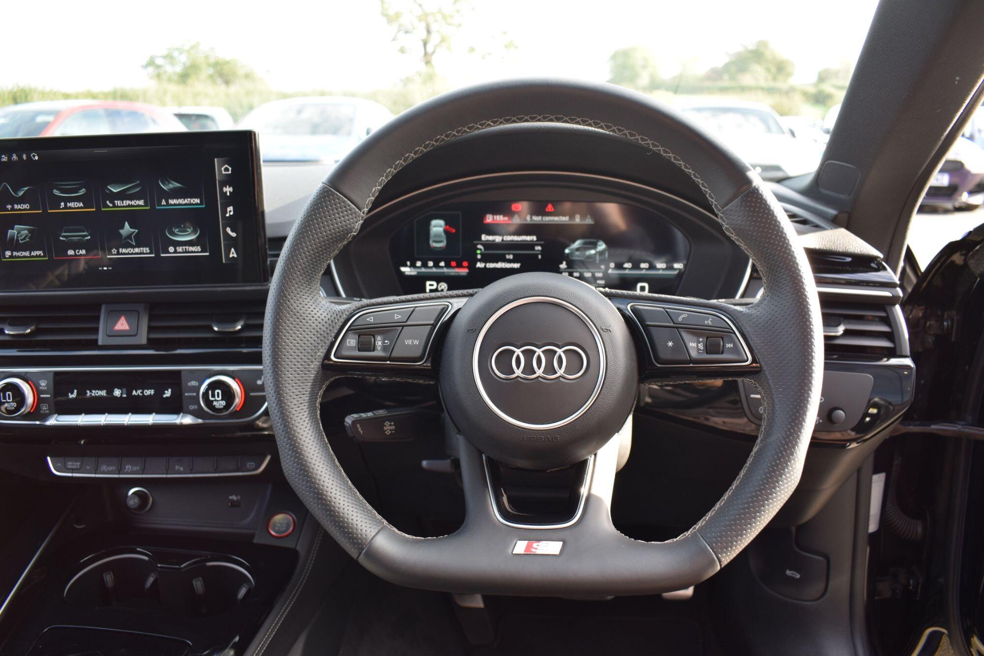 Audi S5 view 10