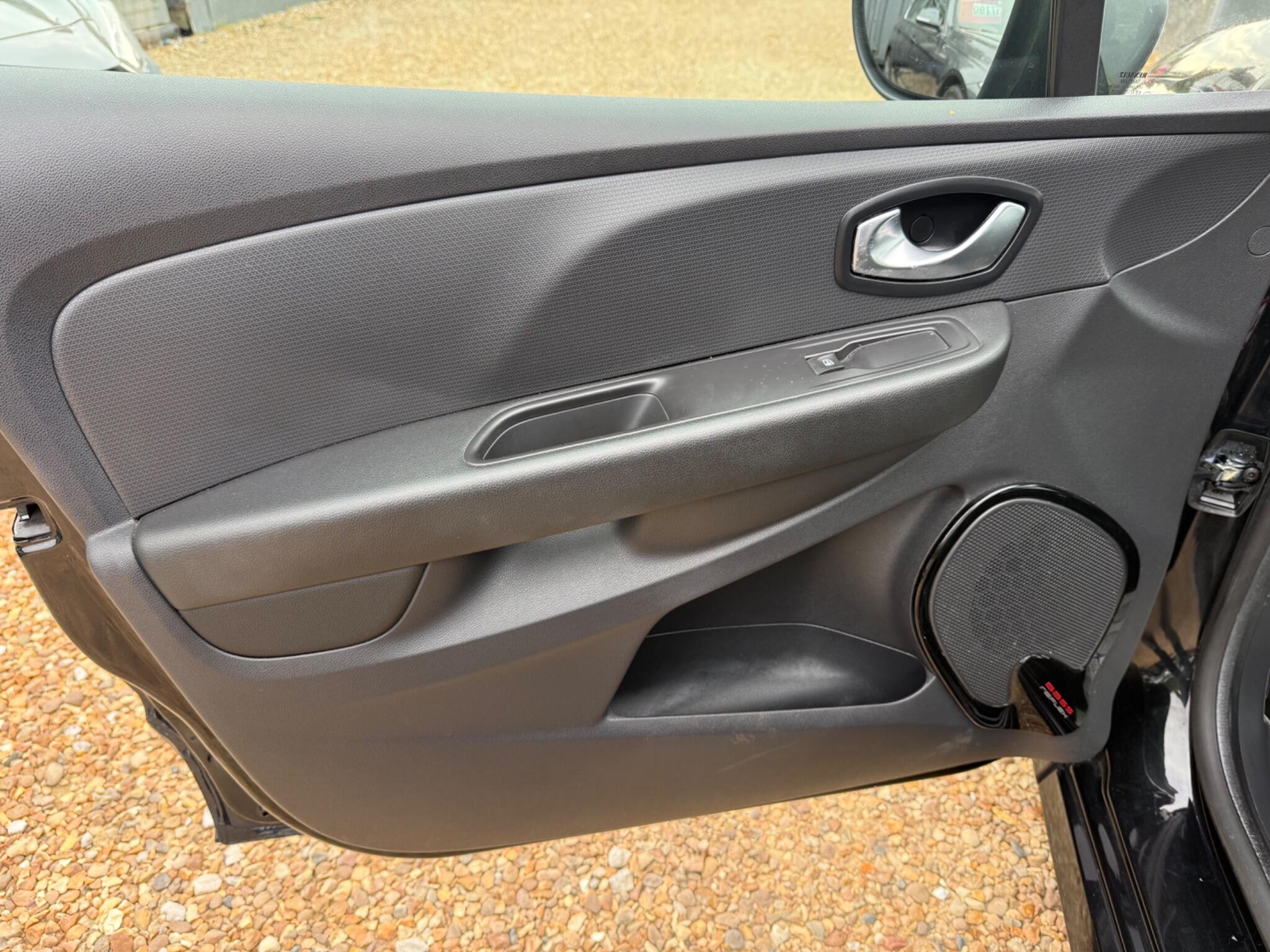Renault Clio view 29
