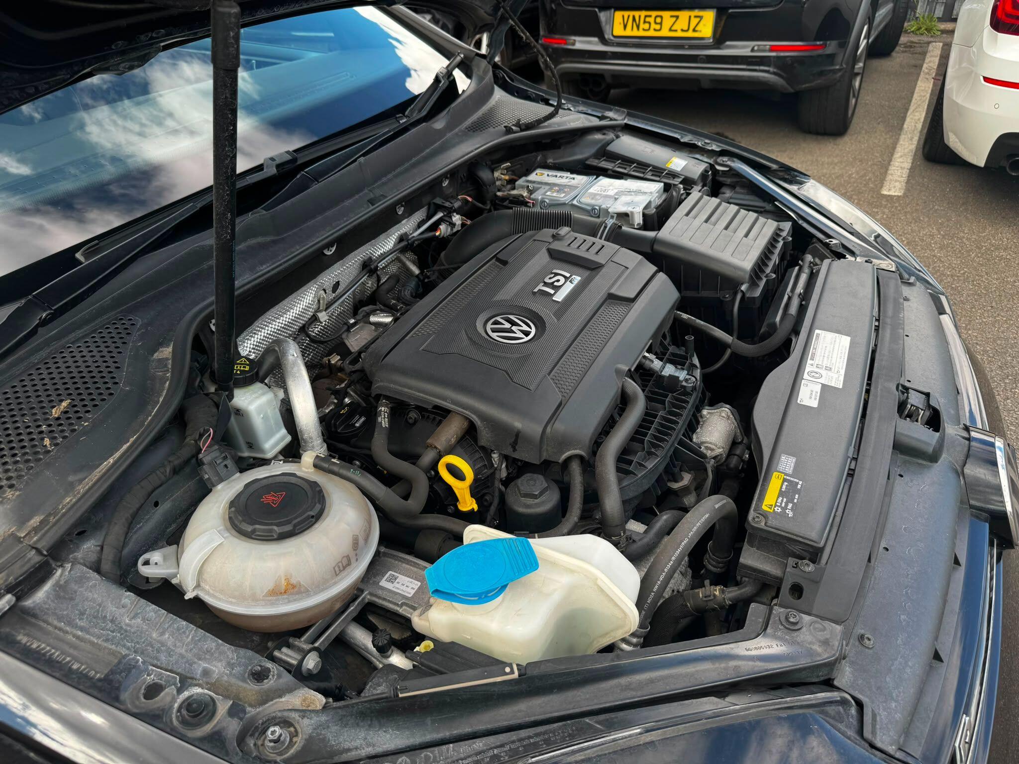 Volkswagen Golf view 28