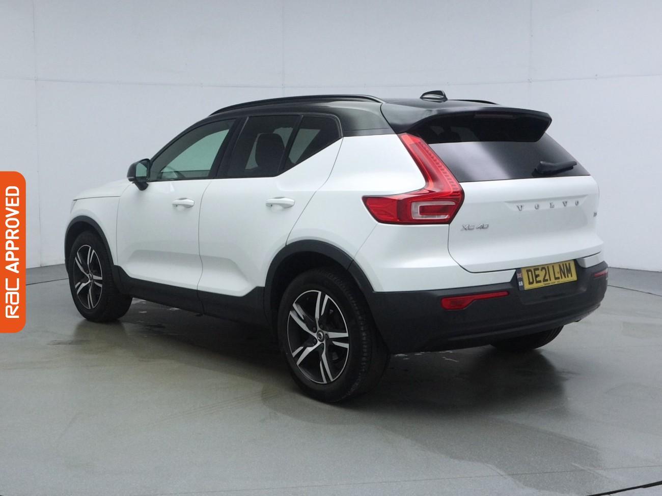 Volvo XC40 view 4