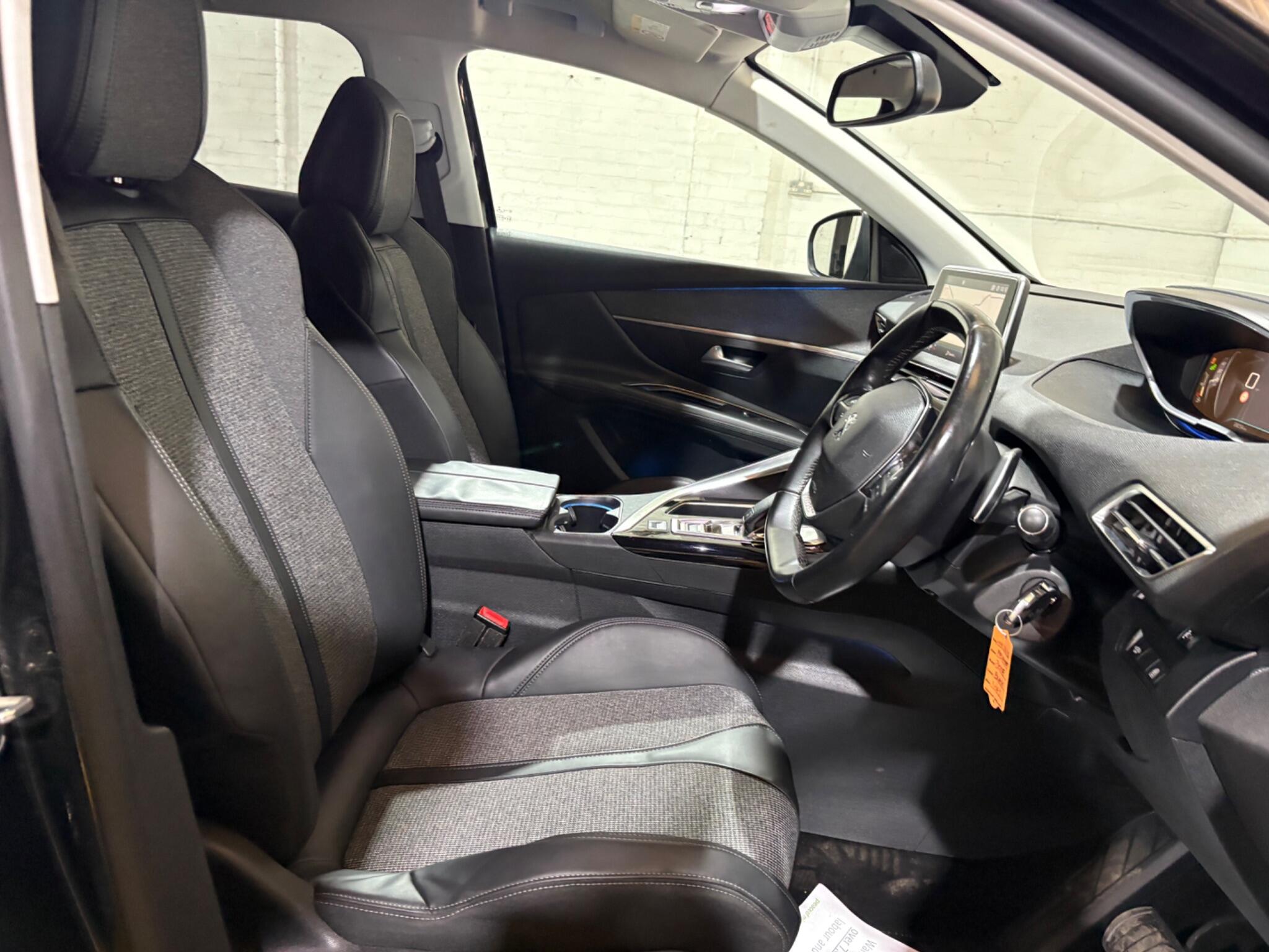 Peugeot 3008 view 20