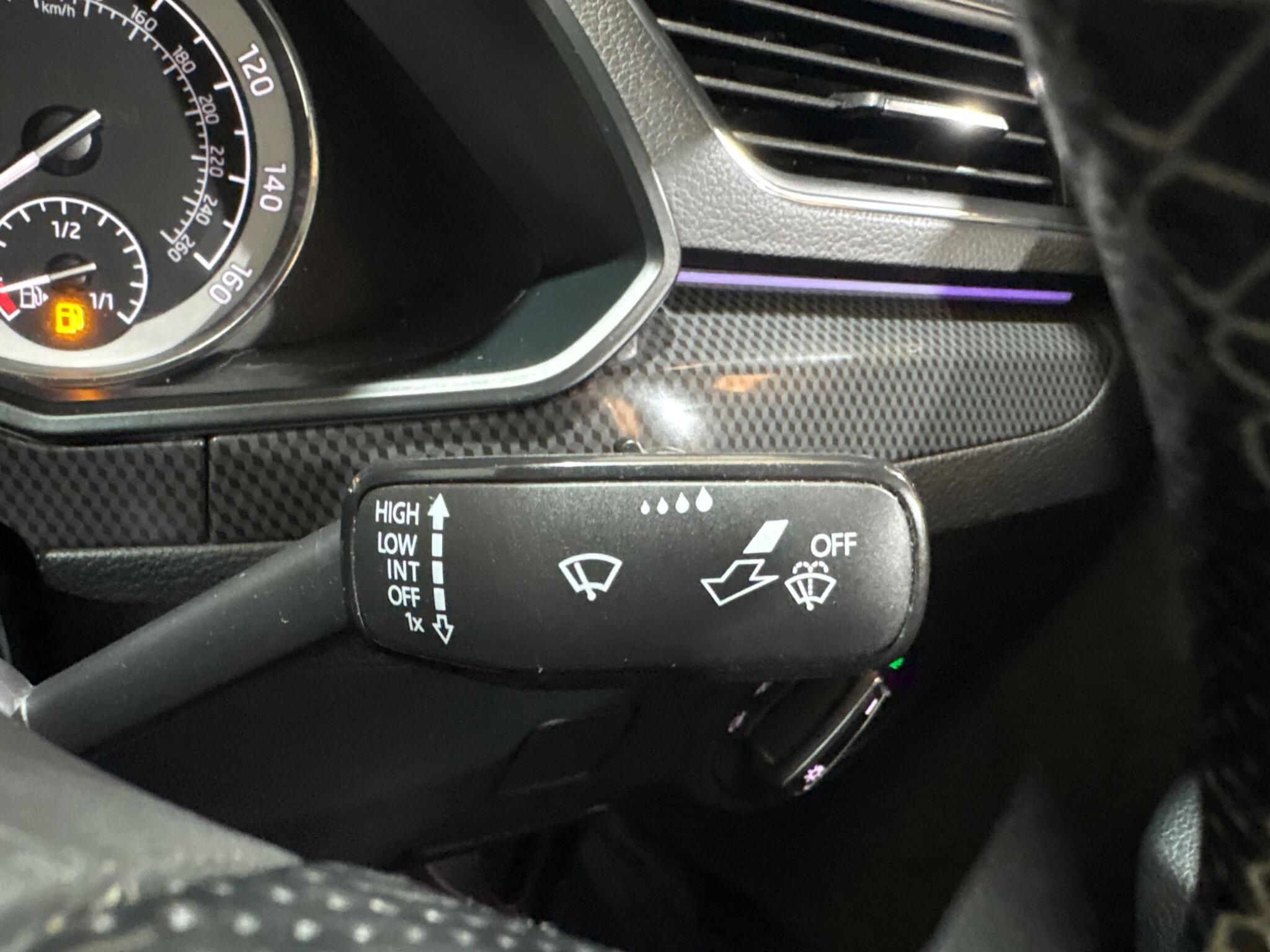 Skoda Superb view 35