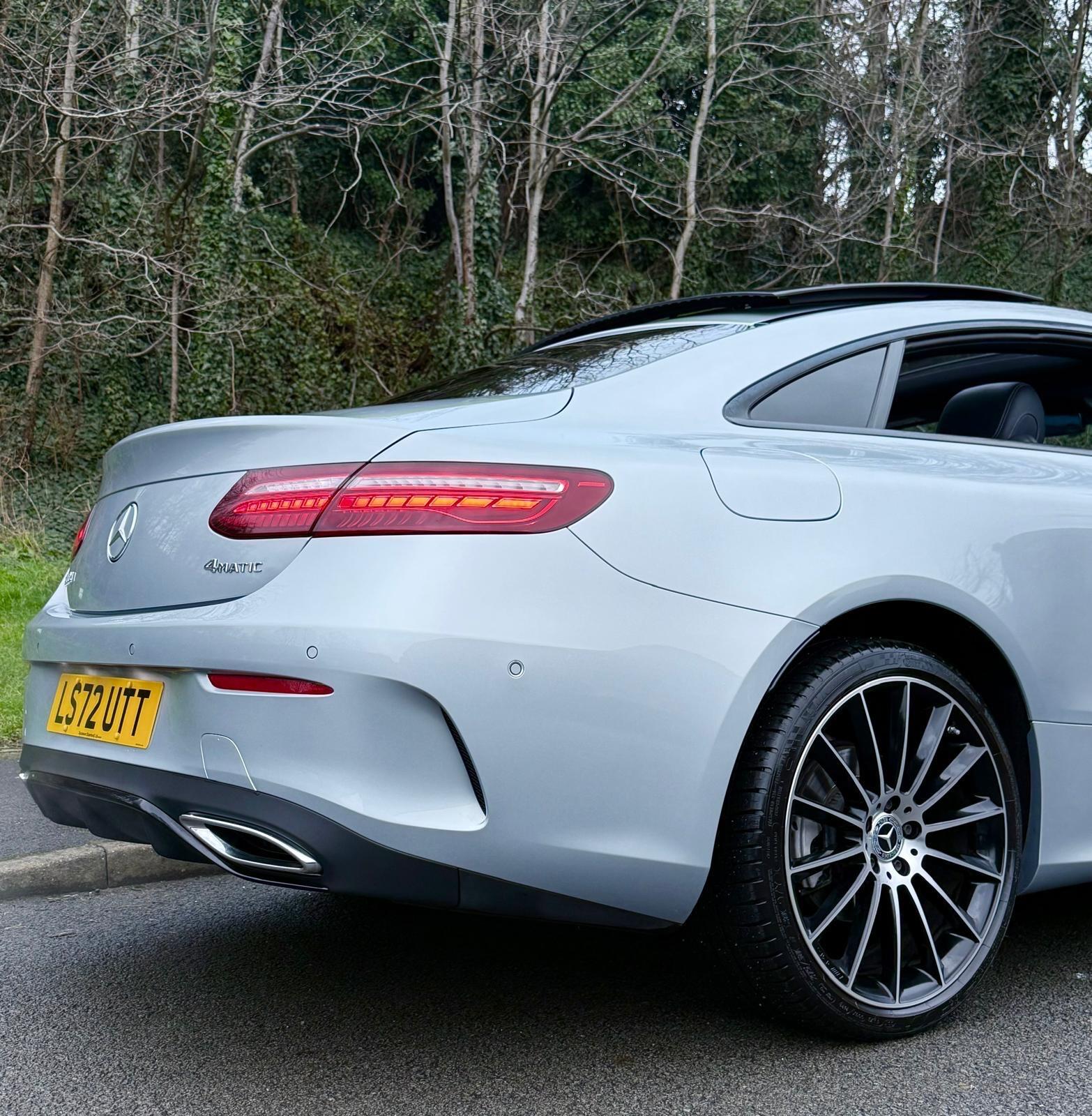 Mercedes-Benz E-Class view 42