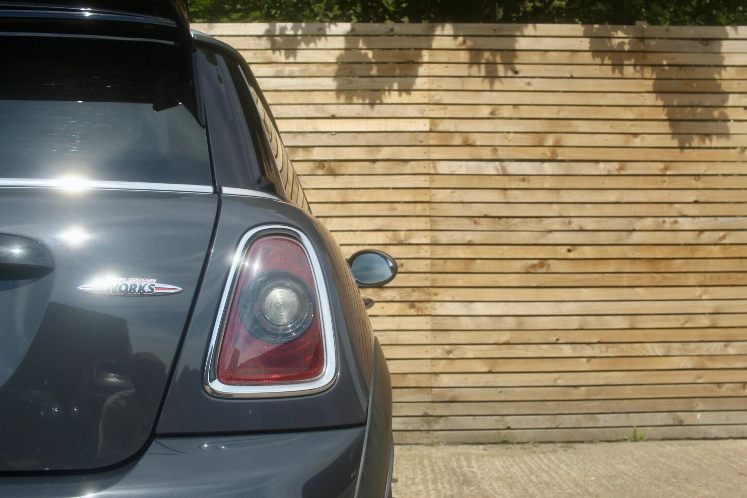 Mini Hatch view 26