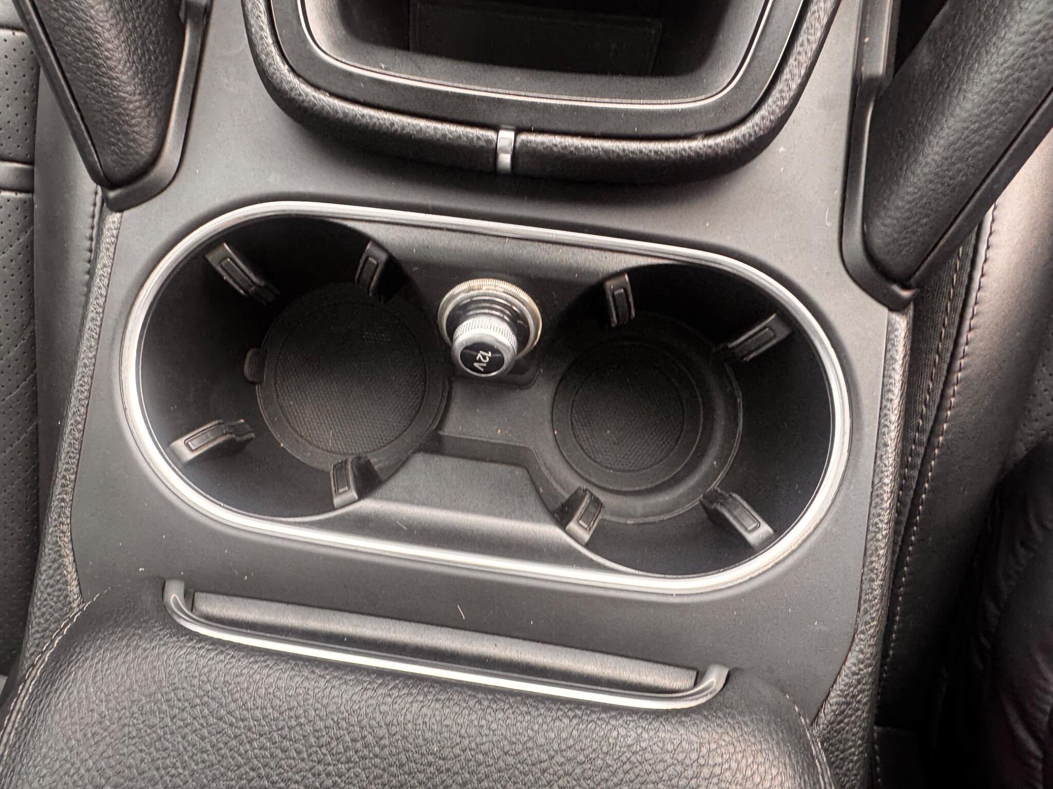 Porsche Cayenne view 27