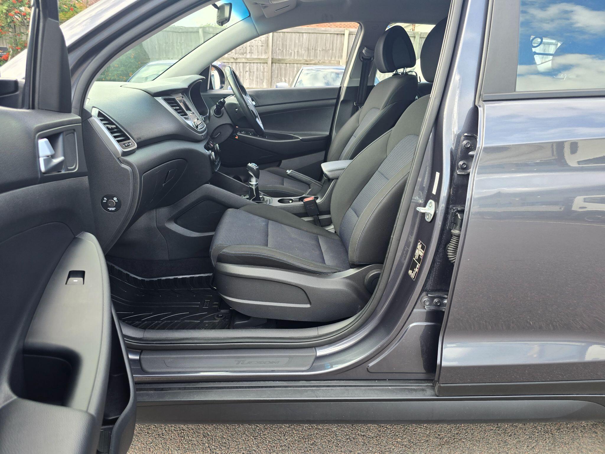 Hyundai Tucson view 41