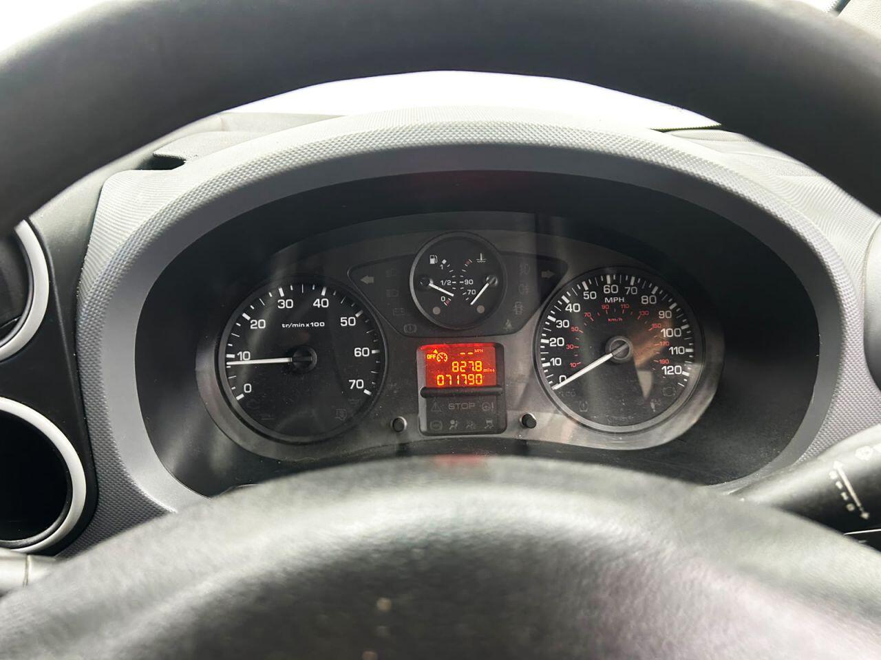 Peugeot Partner view 17