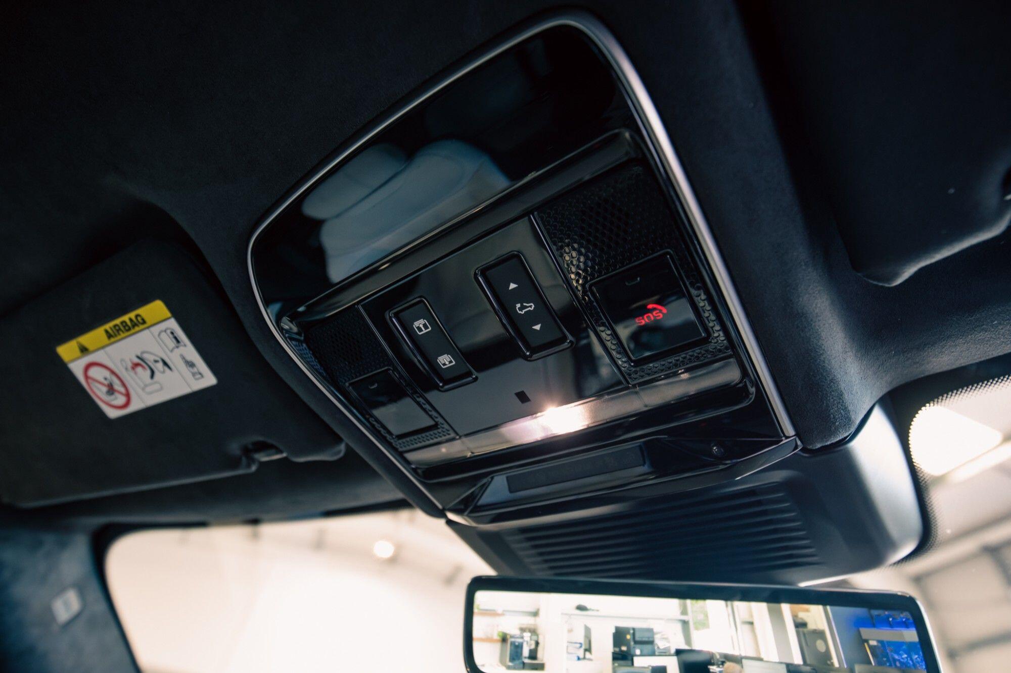 Land Rover Range Rover Sport view 29