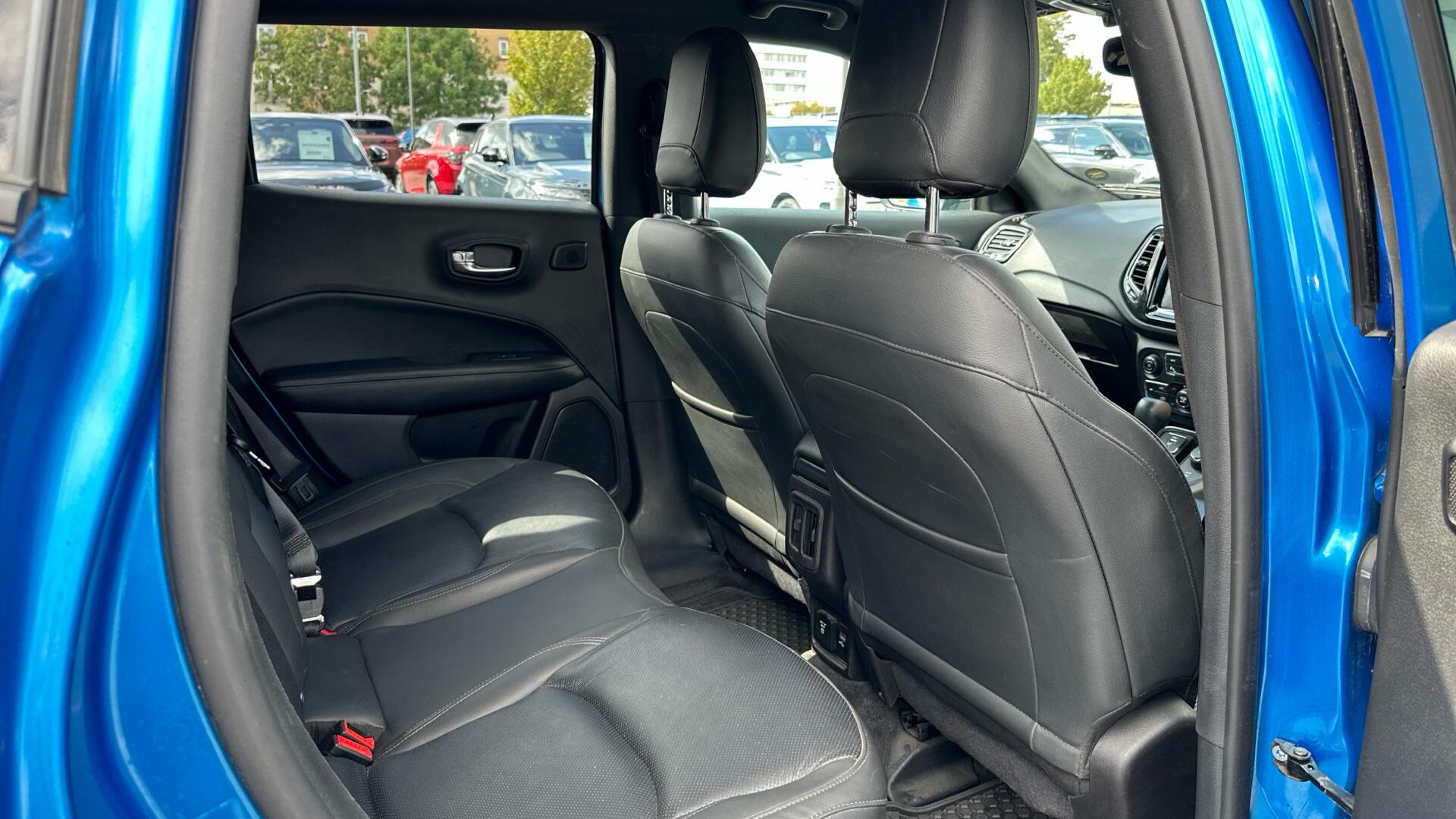 Jeep Compass view 42