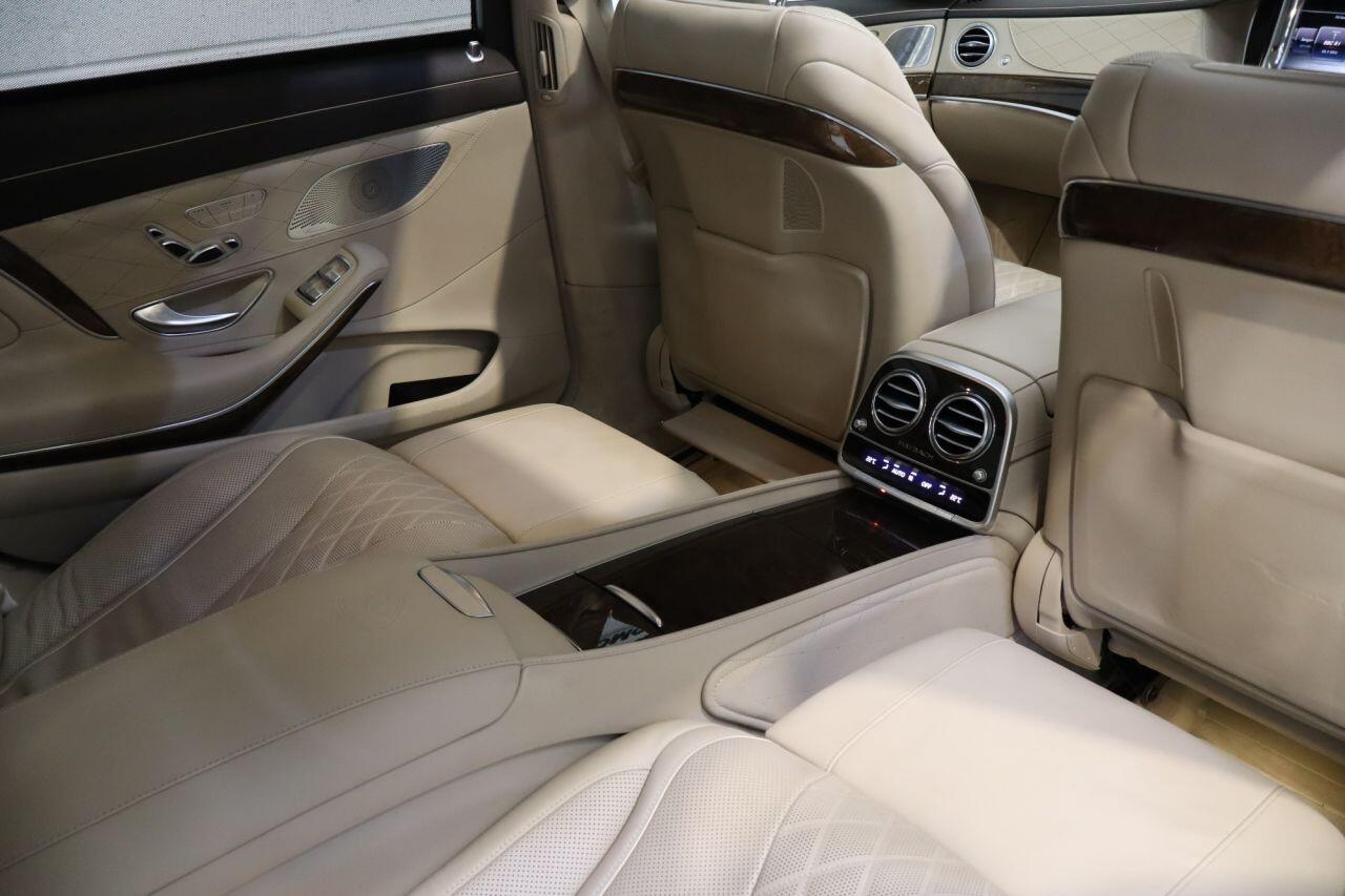Mercedes-Benz S-Class view 18