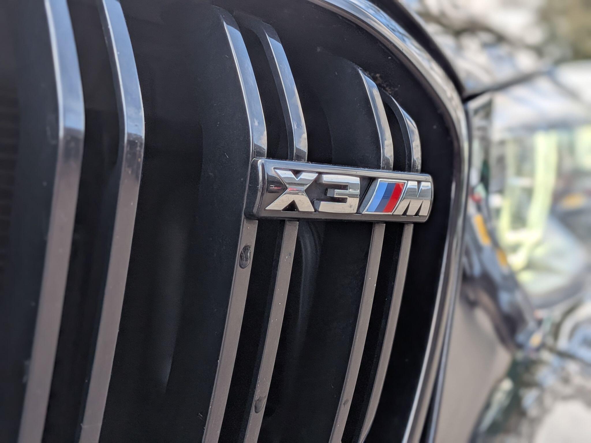 BMW X3 M view 20