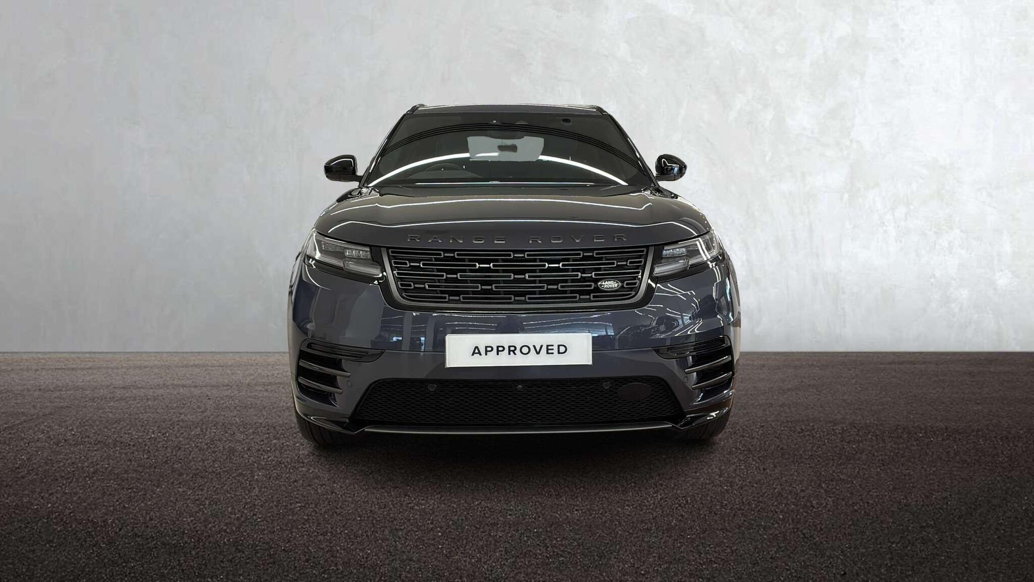 Land Rover Range Rover Velar view 7