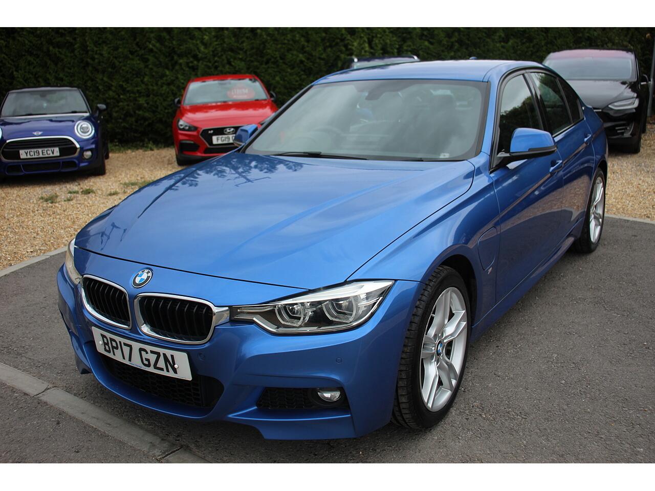 BMW 3 Series view 4