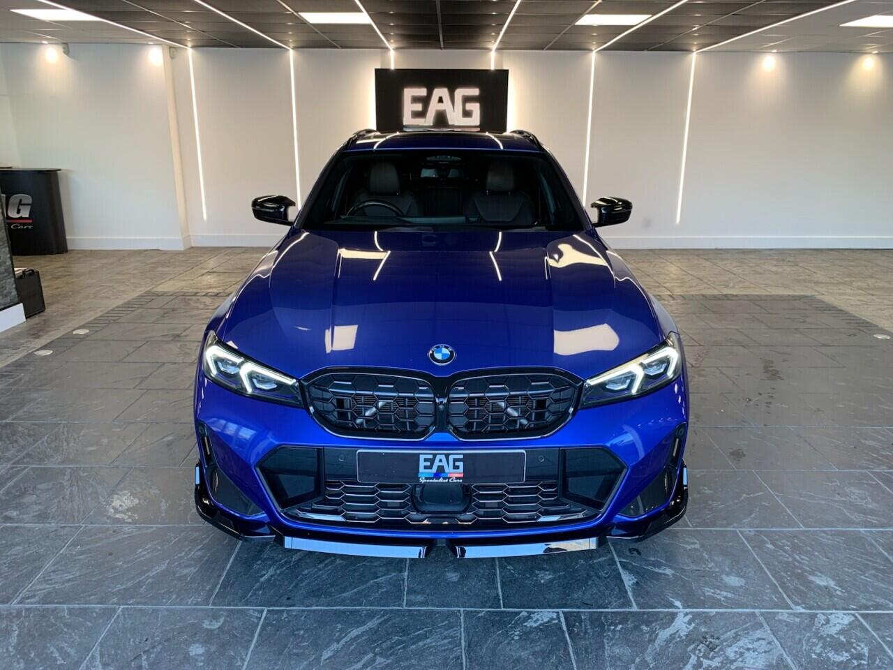BMW 3 Series view 12