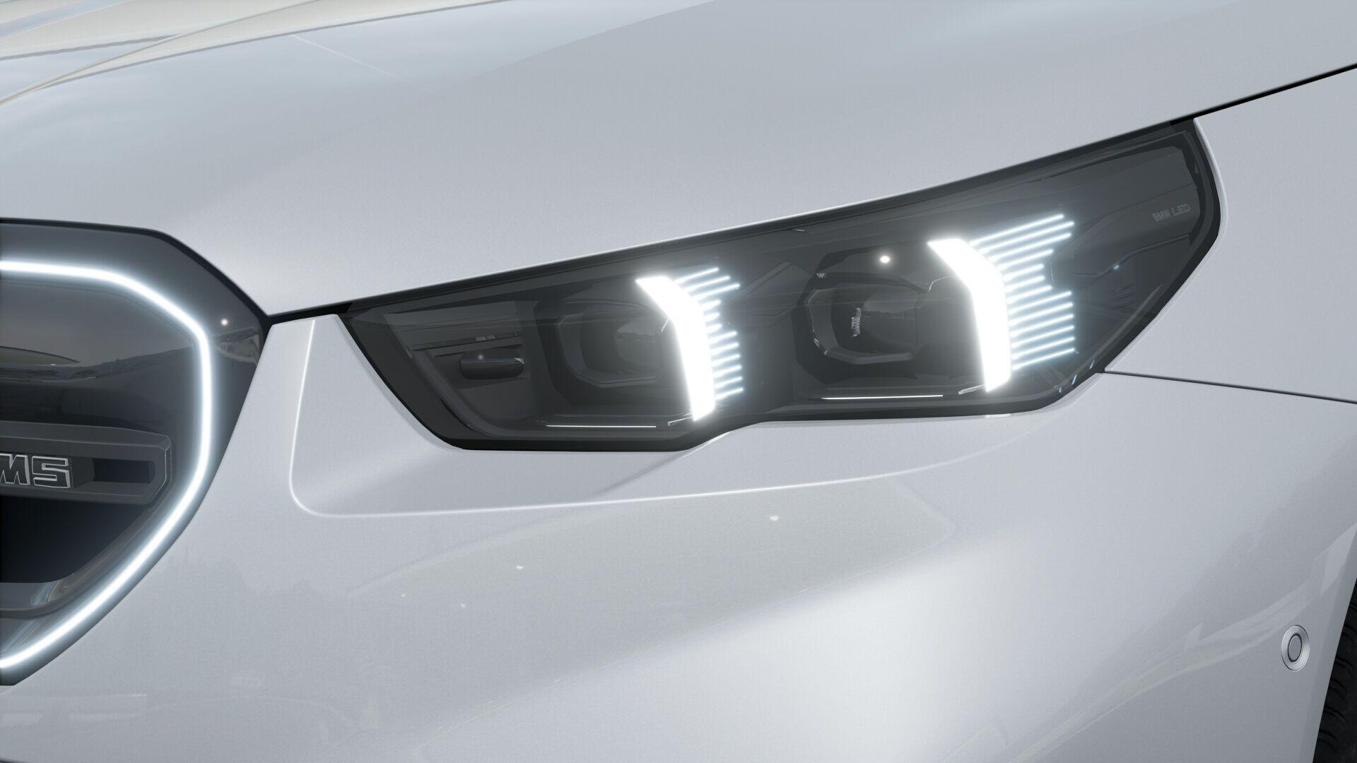 BMW M5 view 12