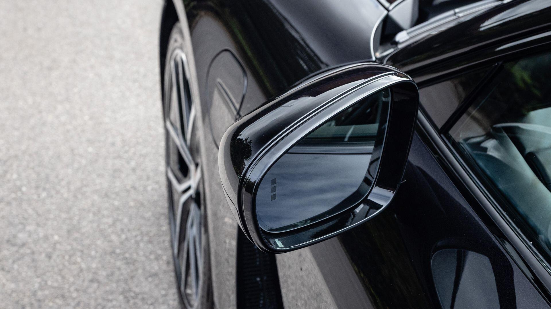 Porsche Taycan view 28
