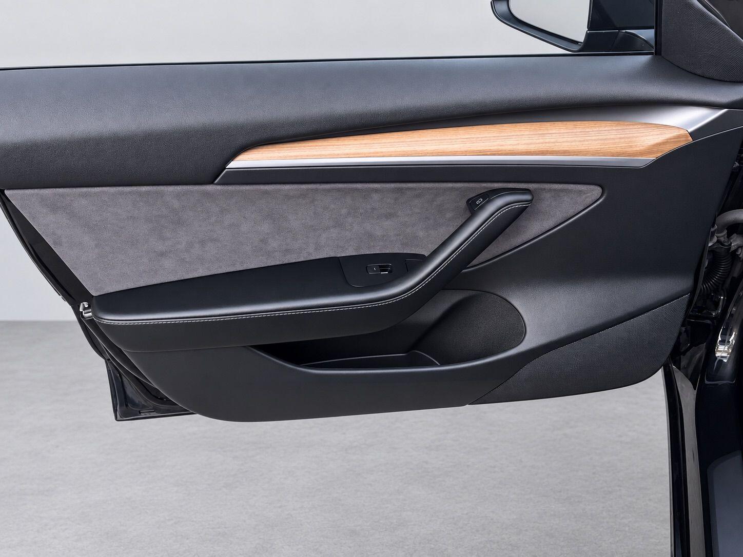 Tesla Model 3 view 31