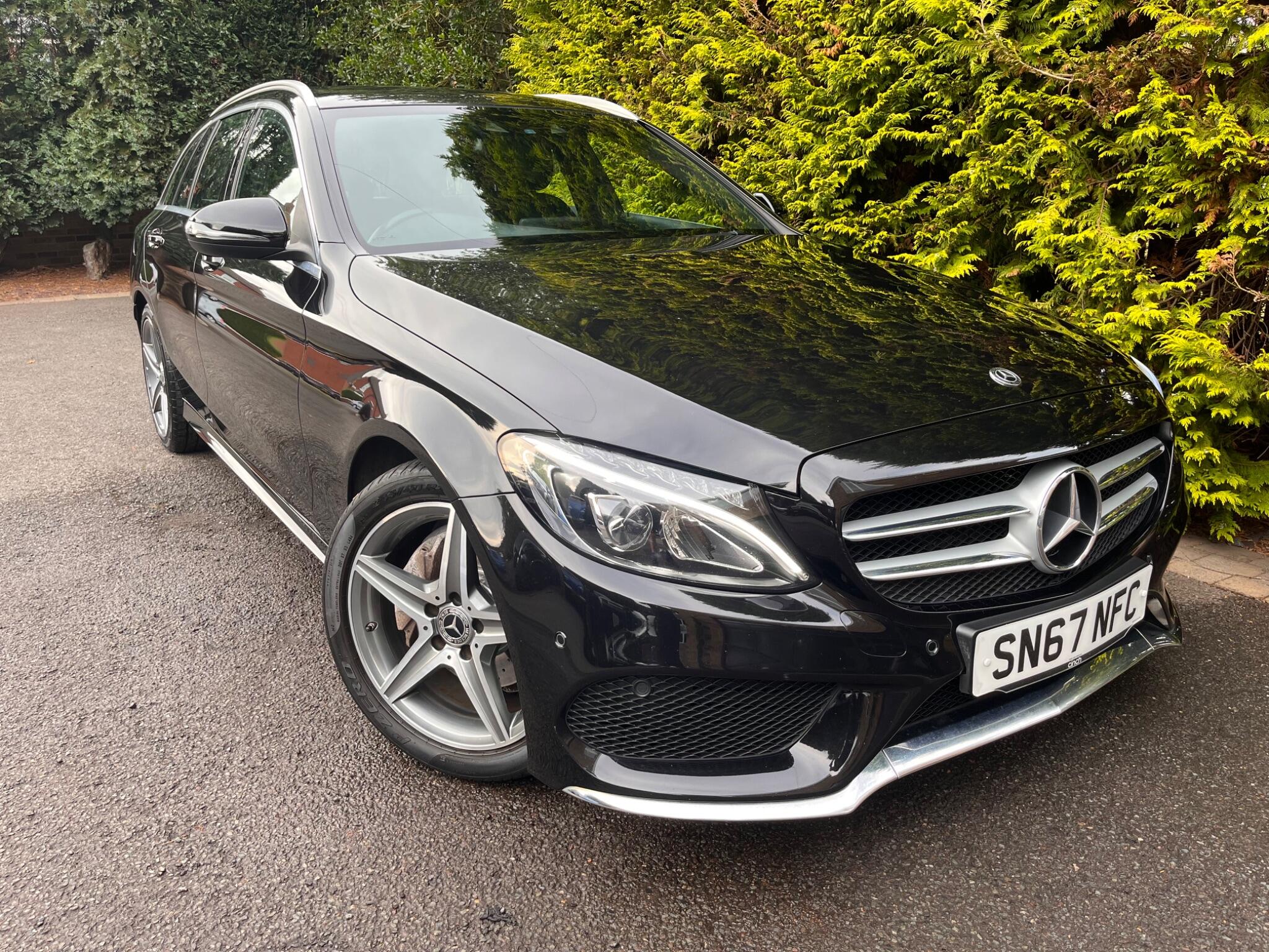 Mercedes-Benz C-Class view 22