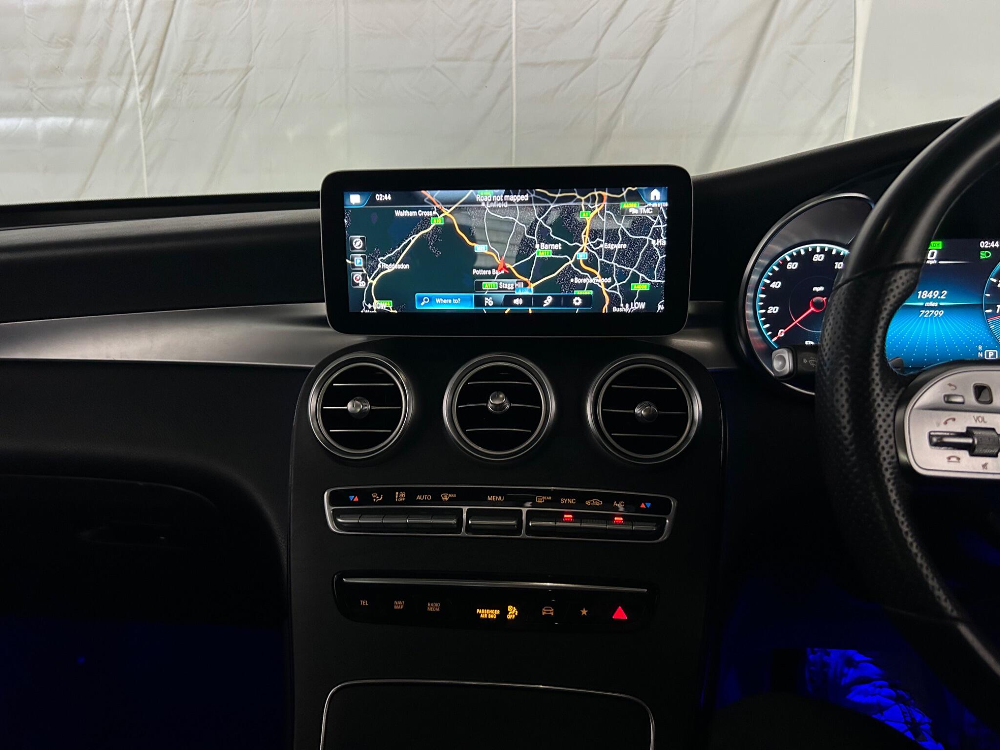 Mercedes-Benz GLC view 44