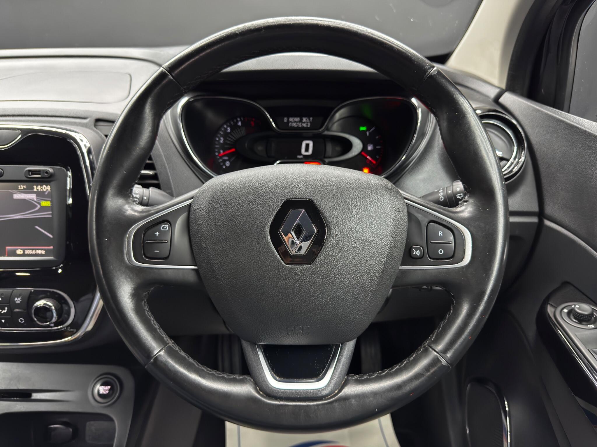 Renault Captur view 19