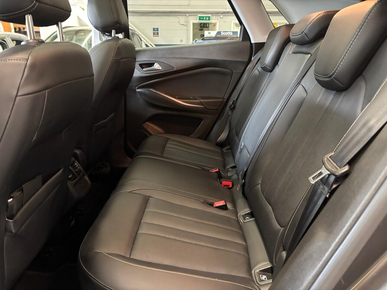 Vauxhall Grandland X view 23