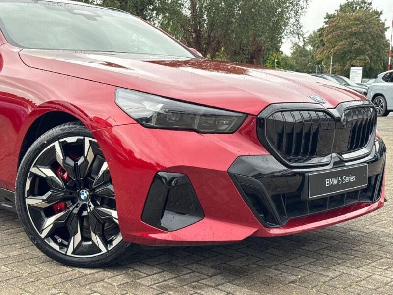BMW 5 Series view 44