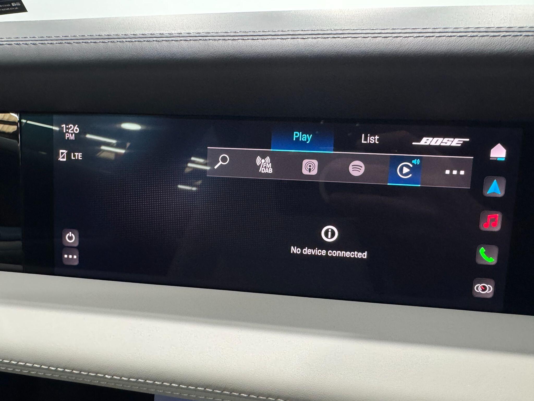 Porsche Taycan view 32