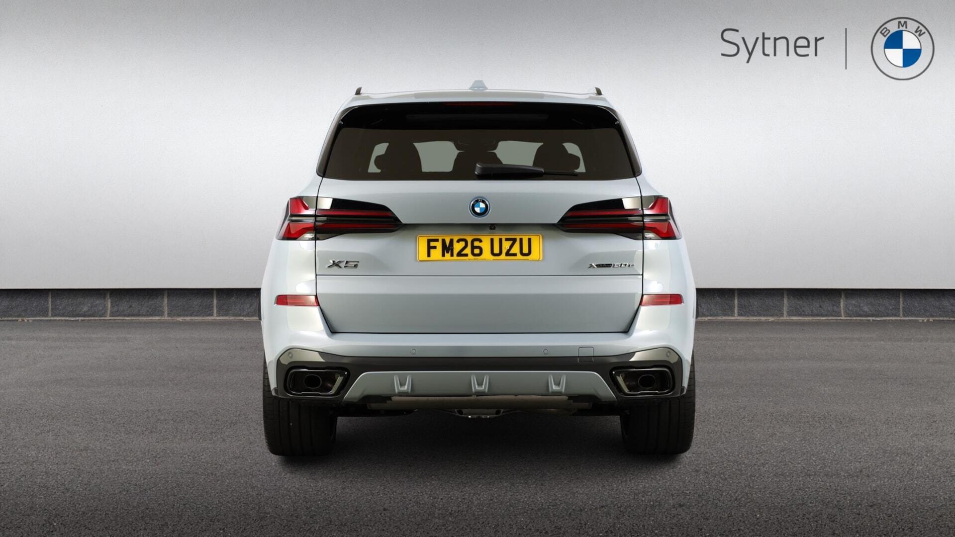 BMW X5 view 15