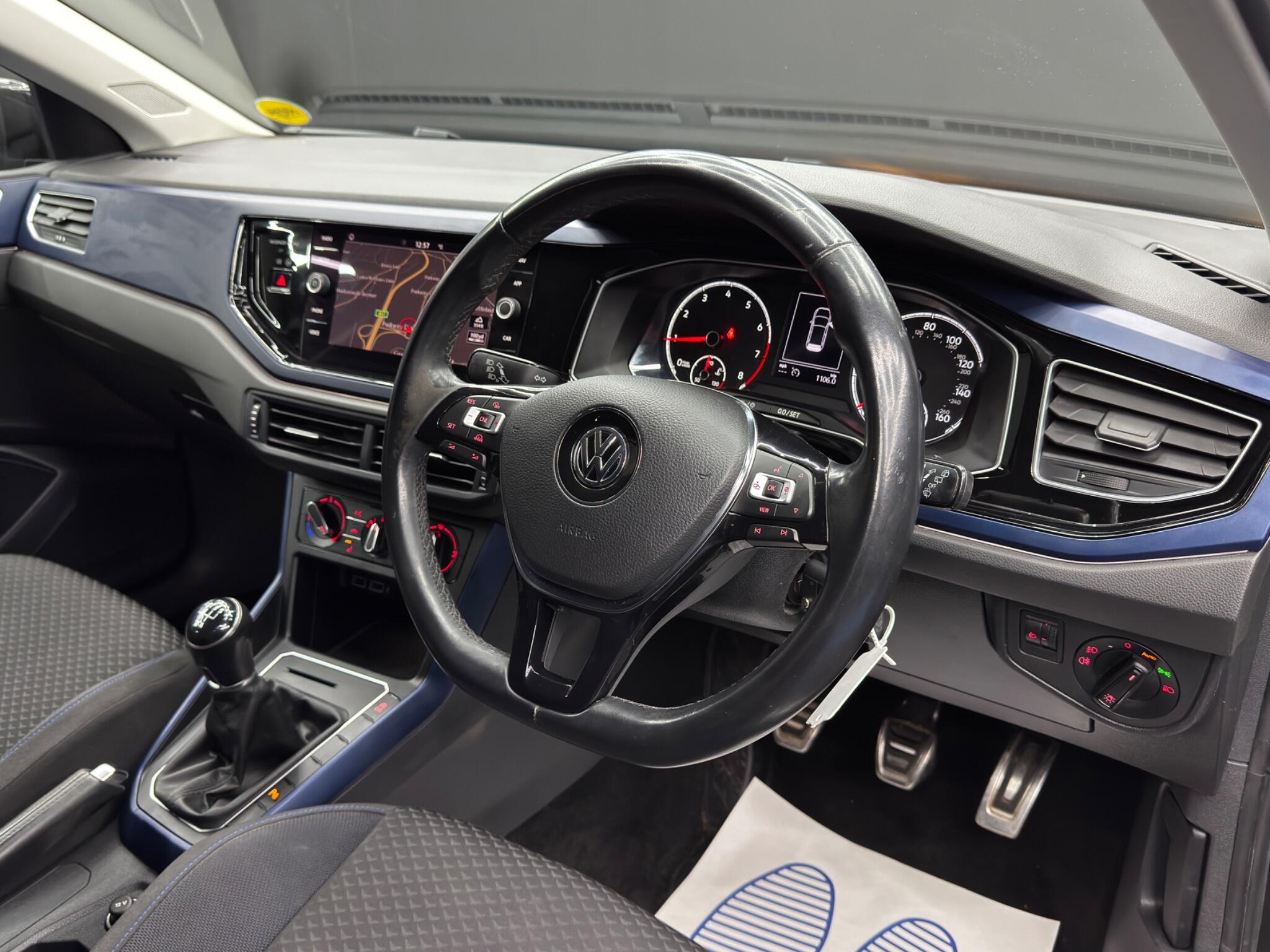 Volkswagen Polo view 9