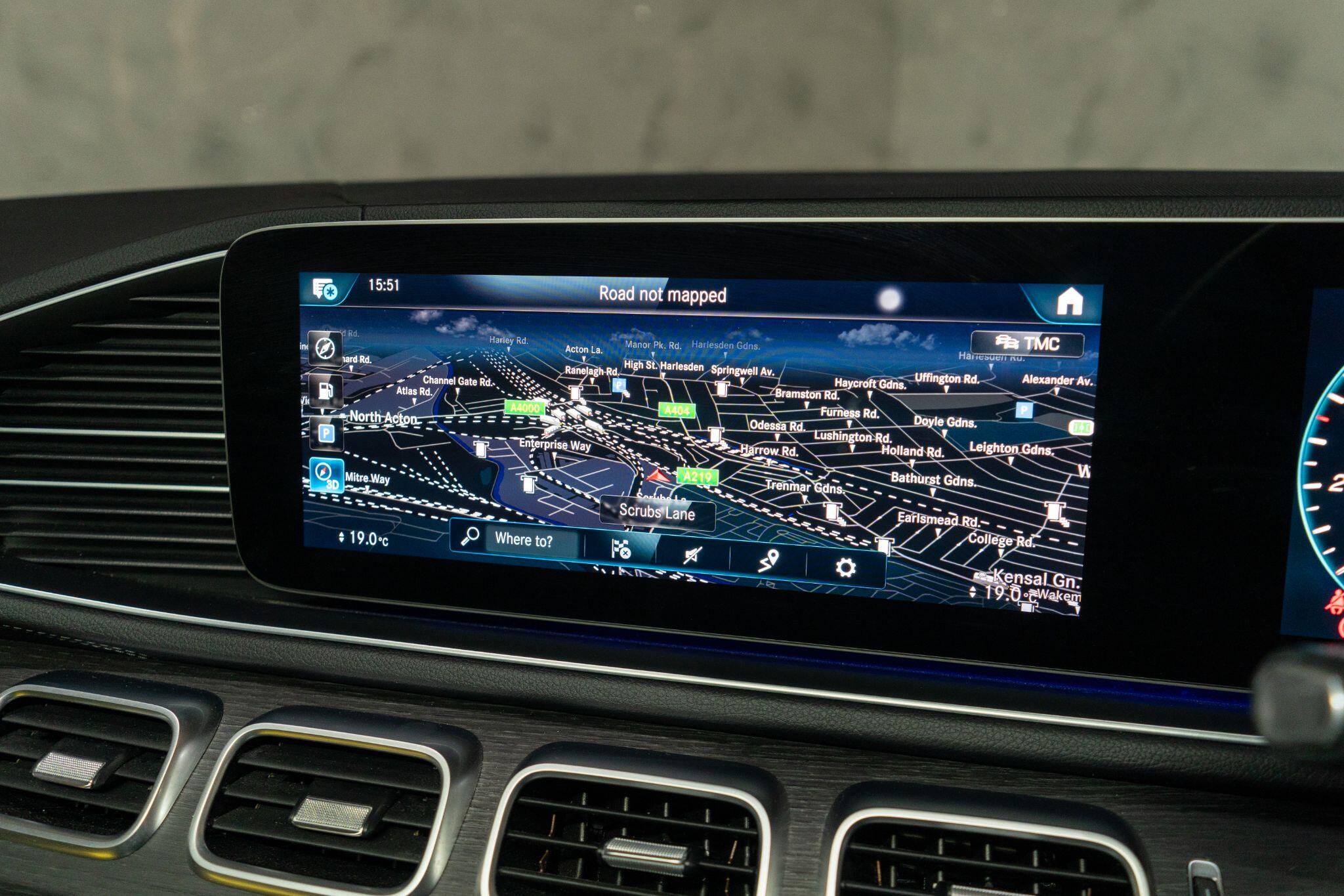 Mercedes-Benz GLE view 21