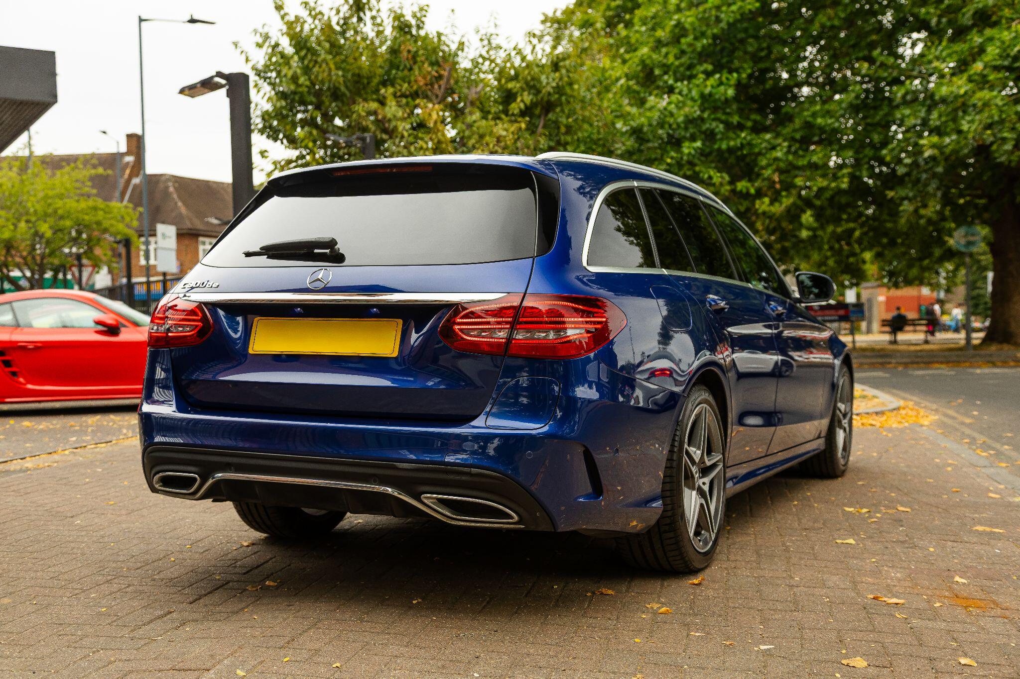 Mercedes-Benz C-Class view 13