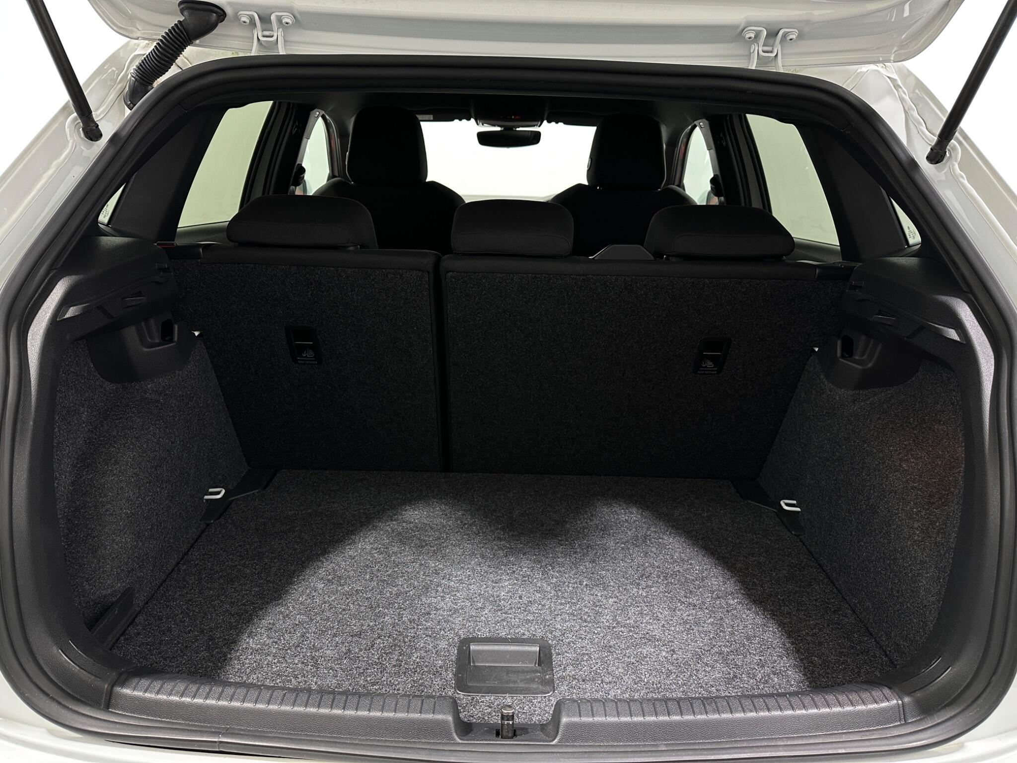 Volkswagen Polo view 46