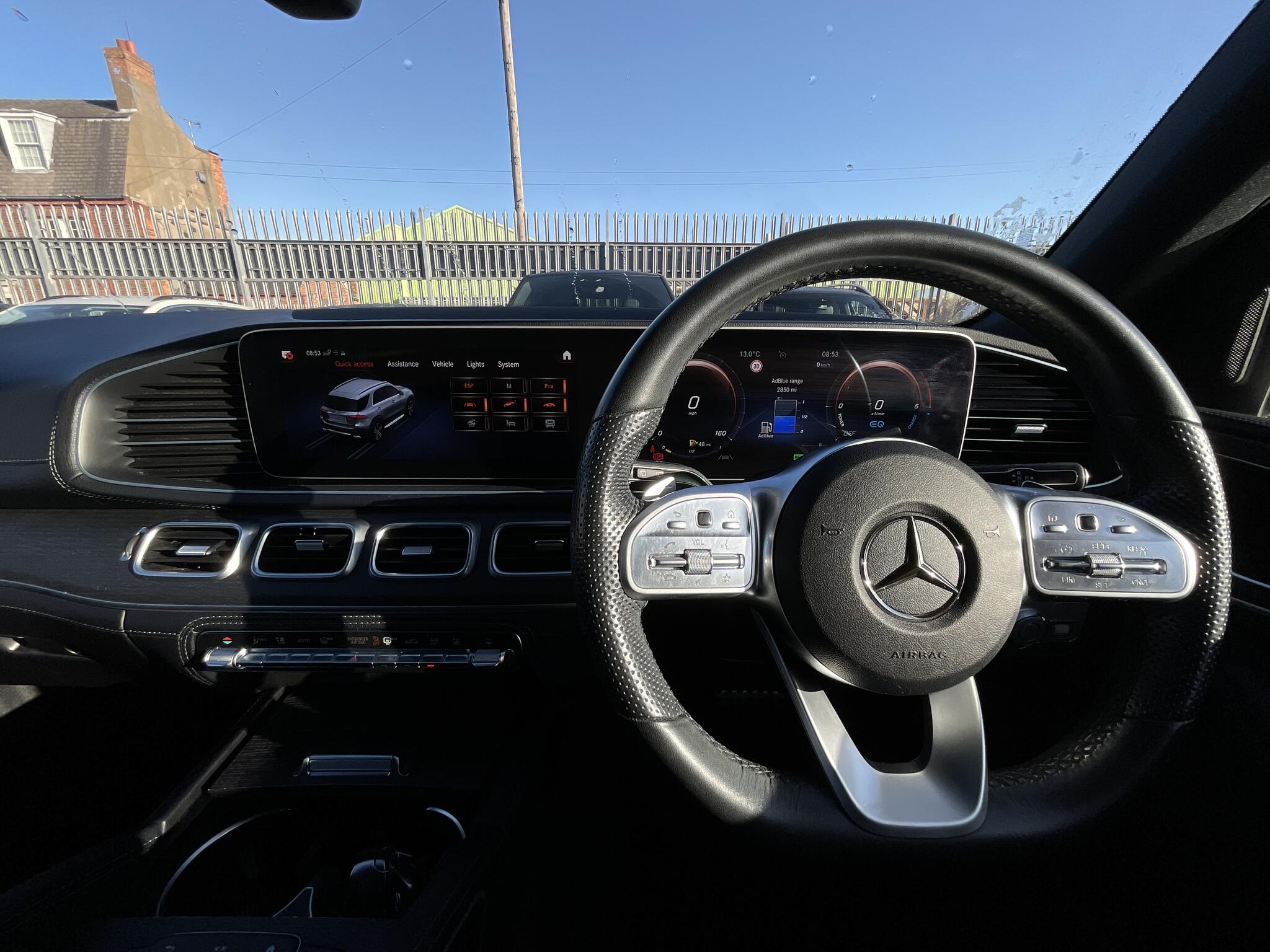 Mercedes-Benz Gle view 19