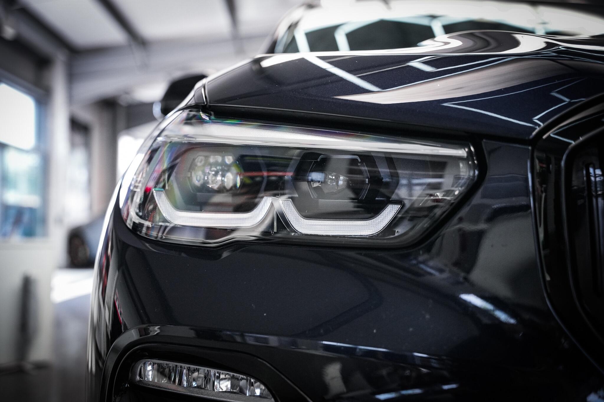 BMW X5 view 31