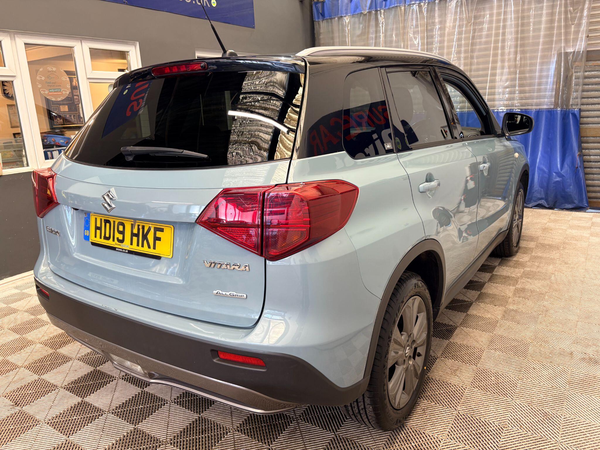 Suzuki Vitara view 15