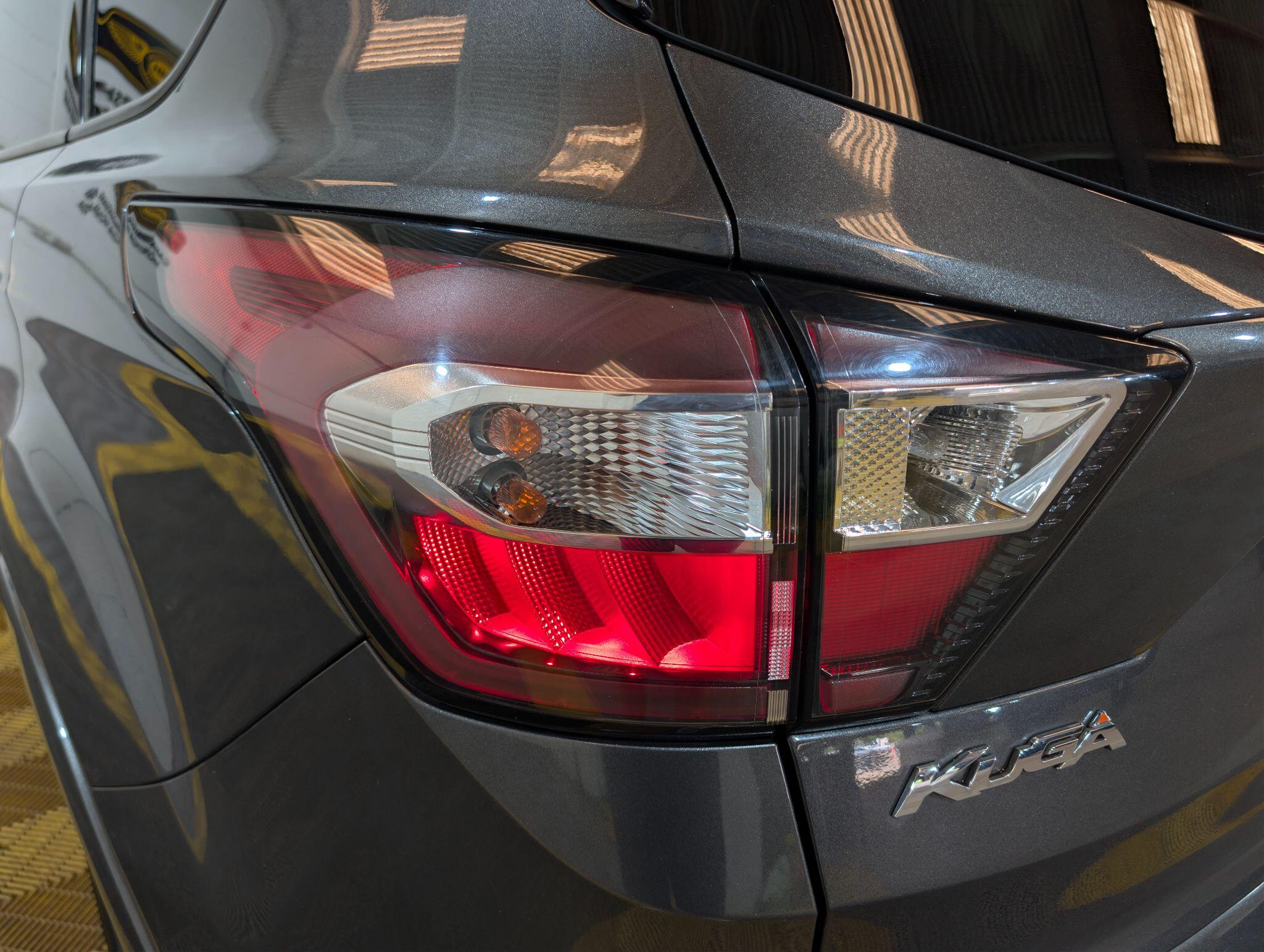Ford Kuga view 64