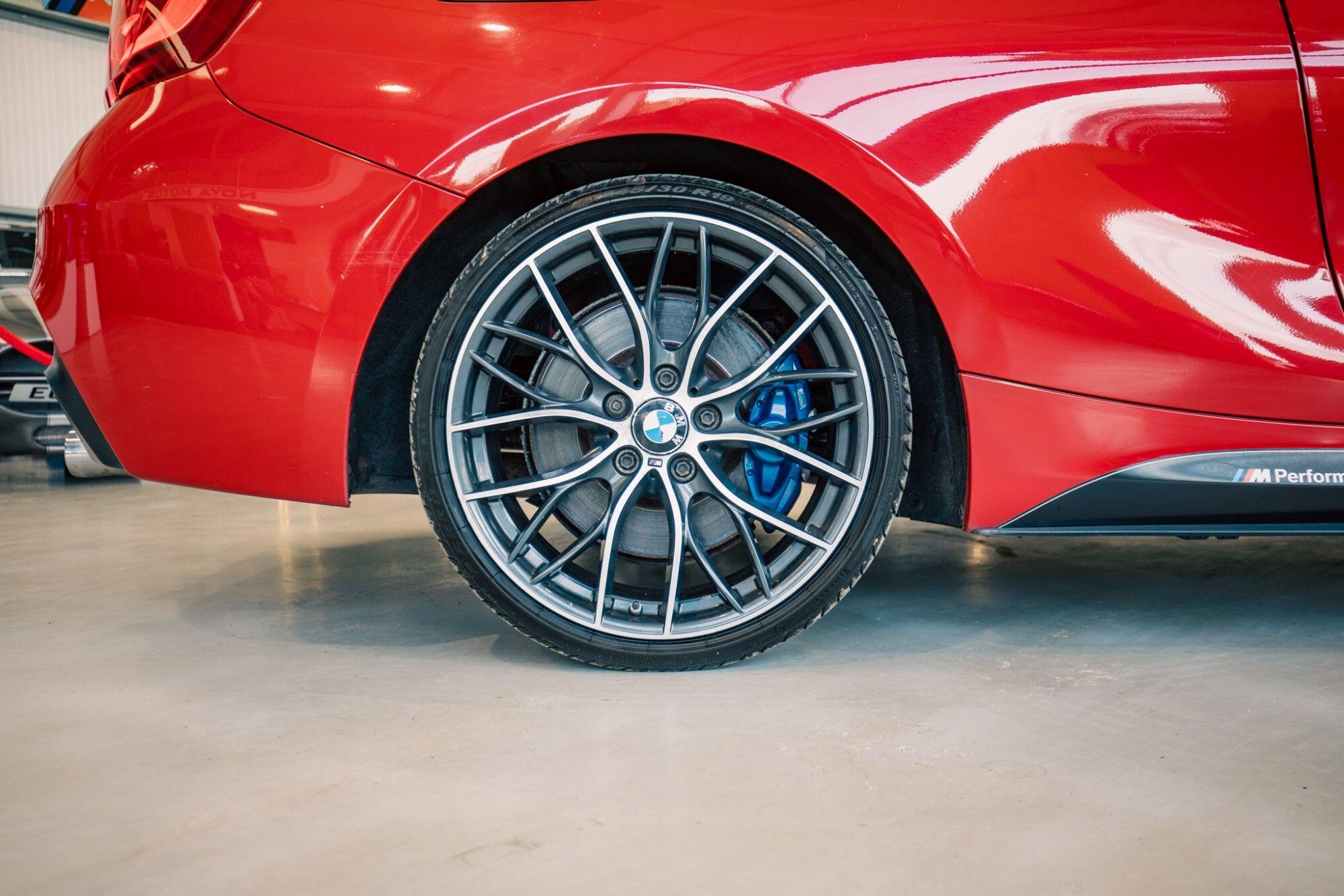 BMW 2 Series view 7