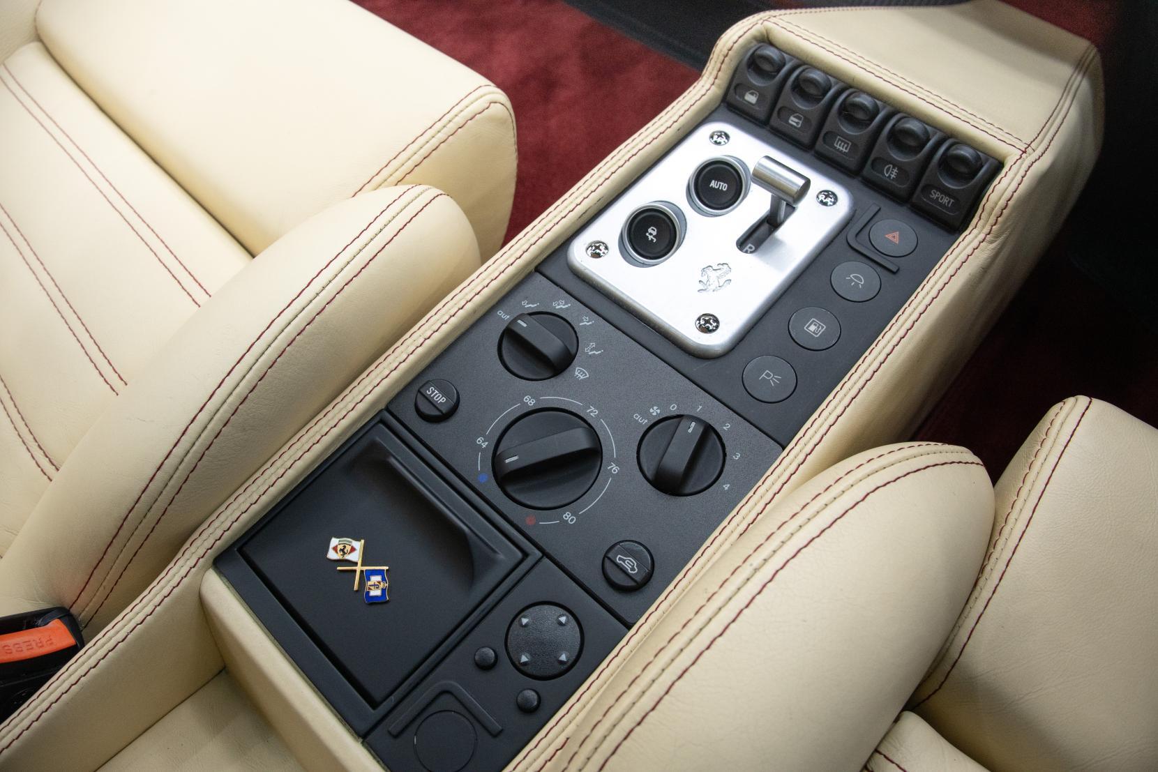Ferrari 355 F1 view 5